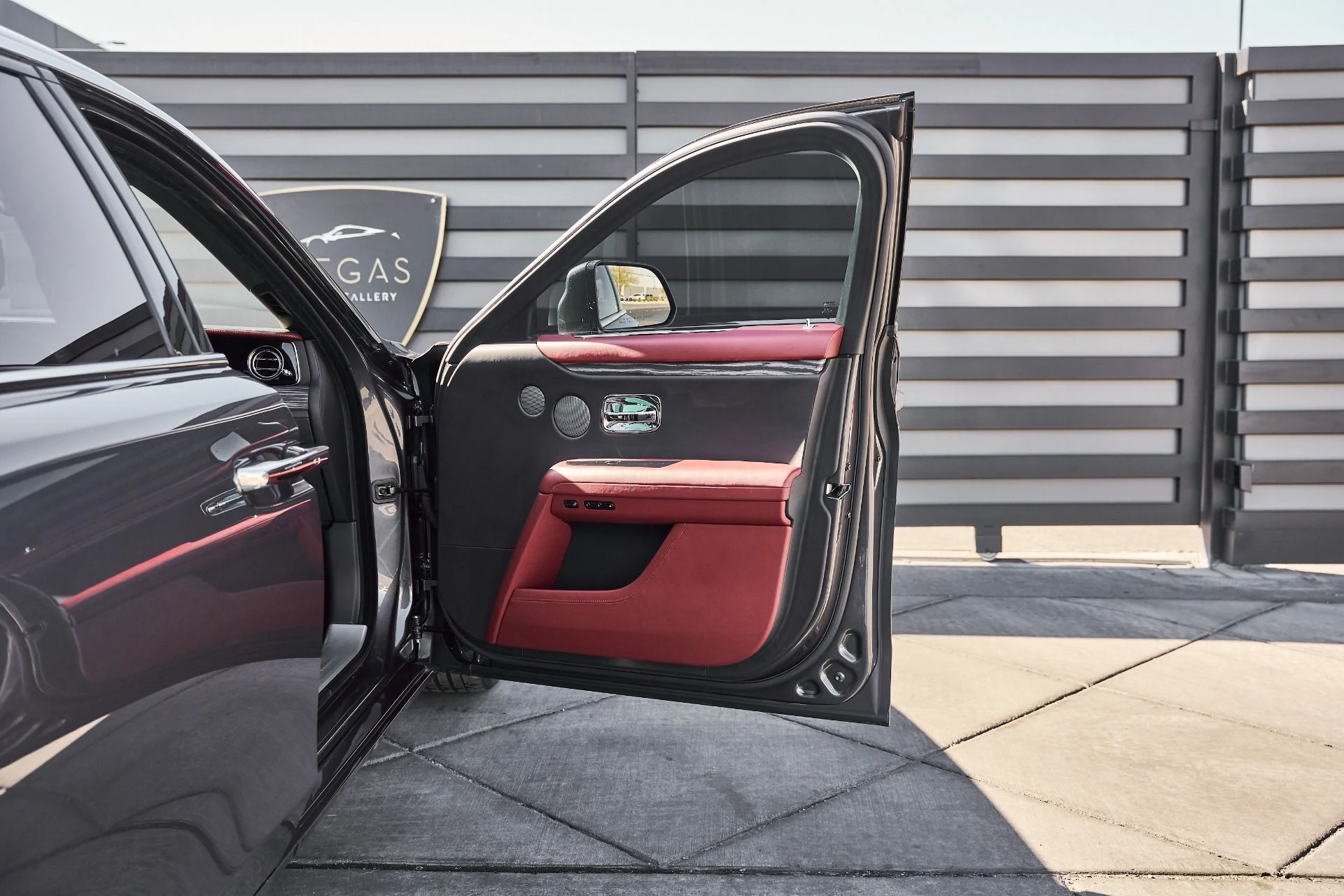 mph019_2069625124_Used_2023_Rolls_Royce_Ghost_1770699515_c81b2ad54e