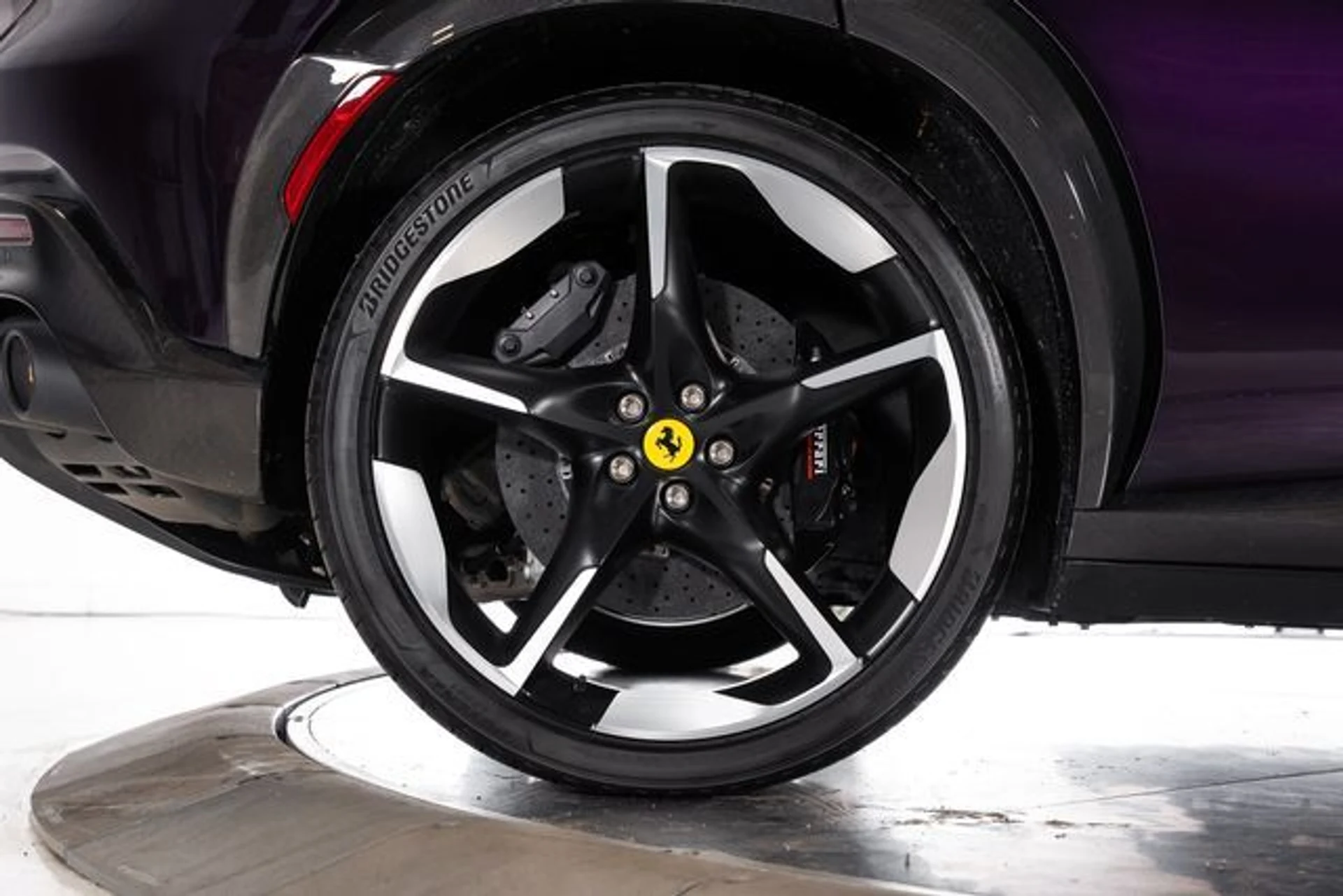 mph019_2080028529_ec07b6c3386ae22686dbbb85e748bc82x_76a32eef8e