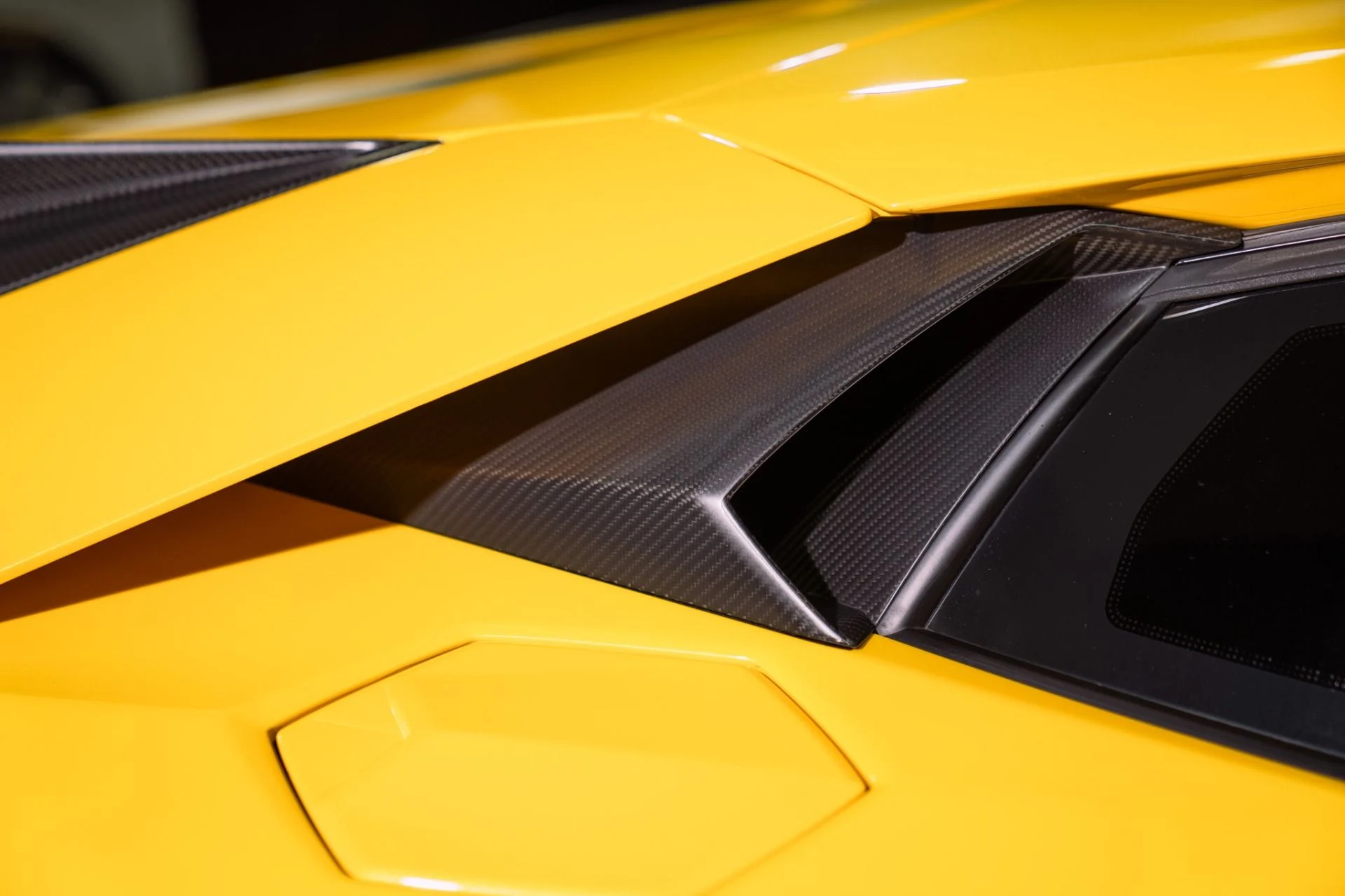 mph019_2082256127_Used_2016_Lamborghini_Aventador_LP_750_4_SV_Full_Carbon_Interior_with_Carbon_Seats_1792521135_af3b67ae77