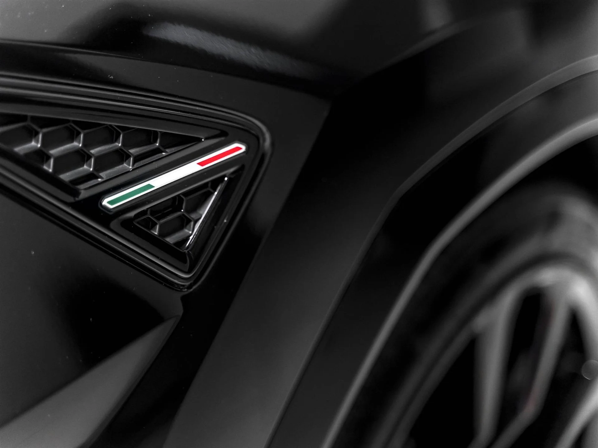 mph019_2084199588_a16e724b_9330_49c5_9dcf_4d11471349ea_989b4f01d0