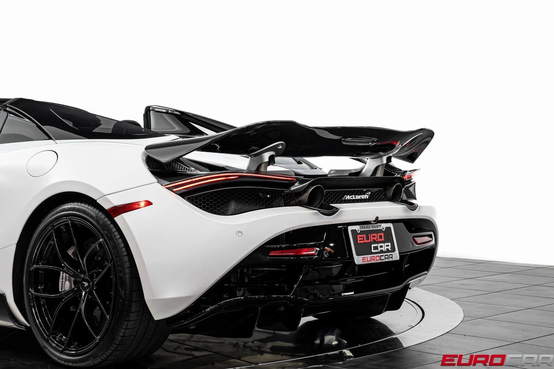 mph019_2085582193_image_20_189c671b56