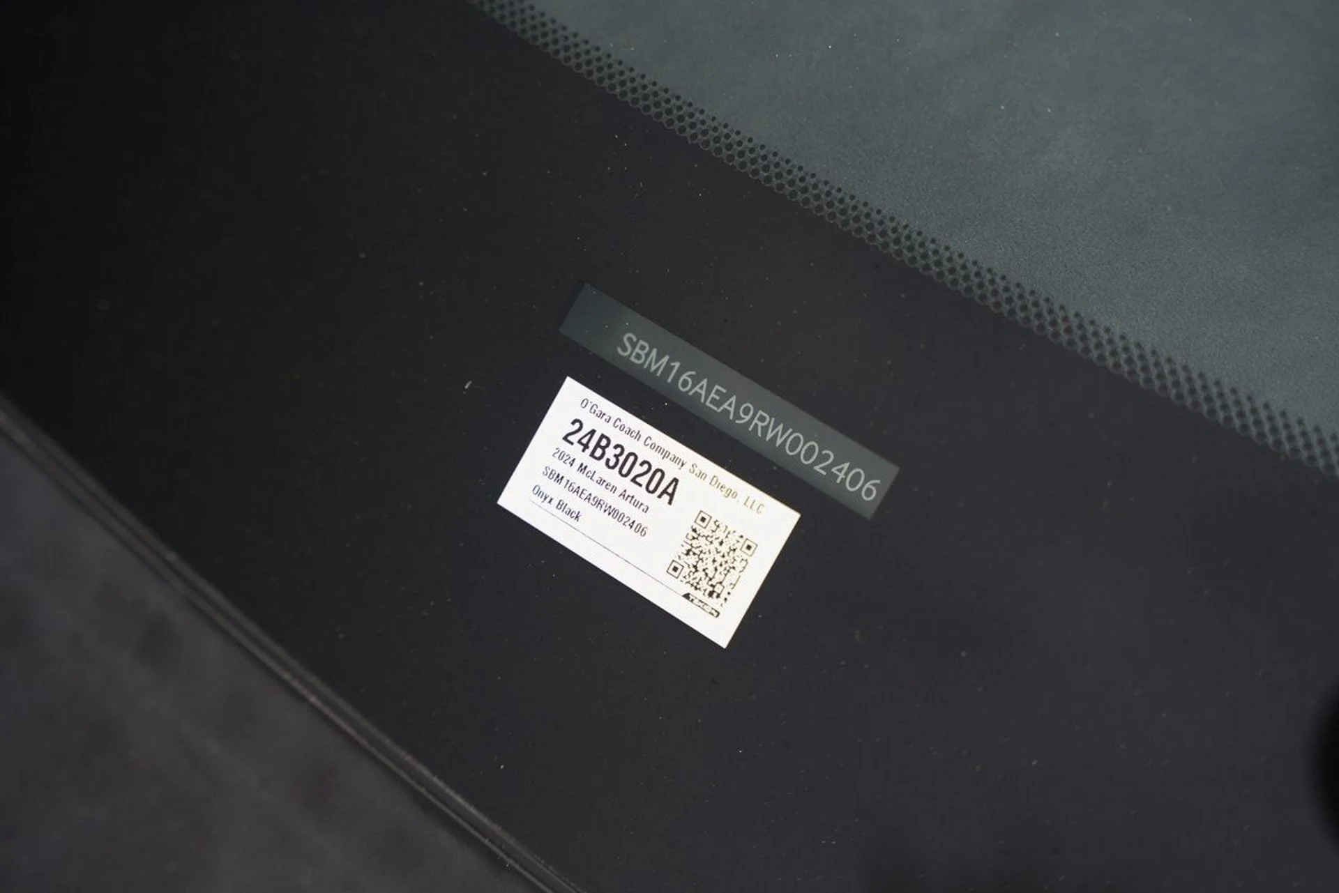 mph019_2087464757_8db00c3a436e71bbb47ab1a853ee9d70x_92b15cb465