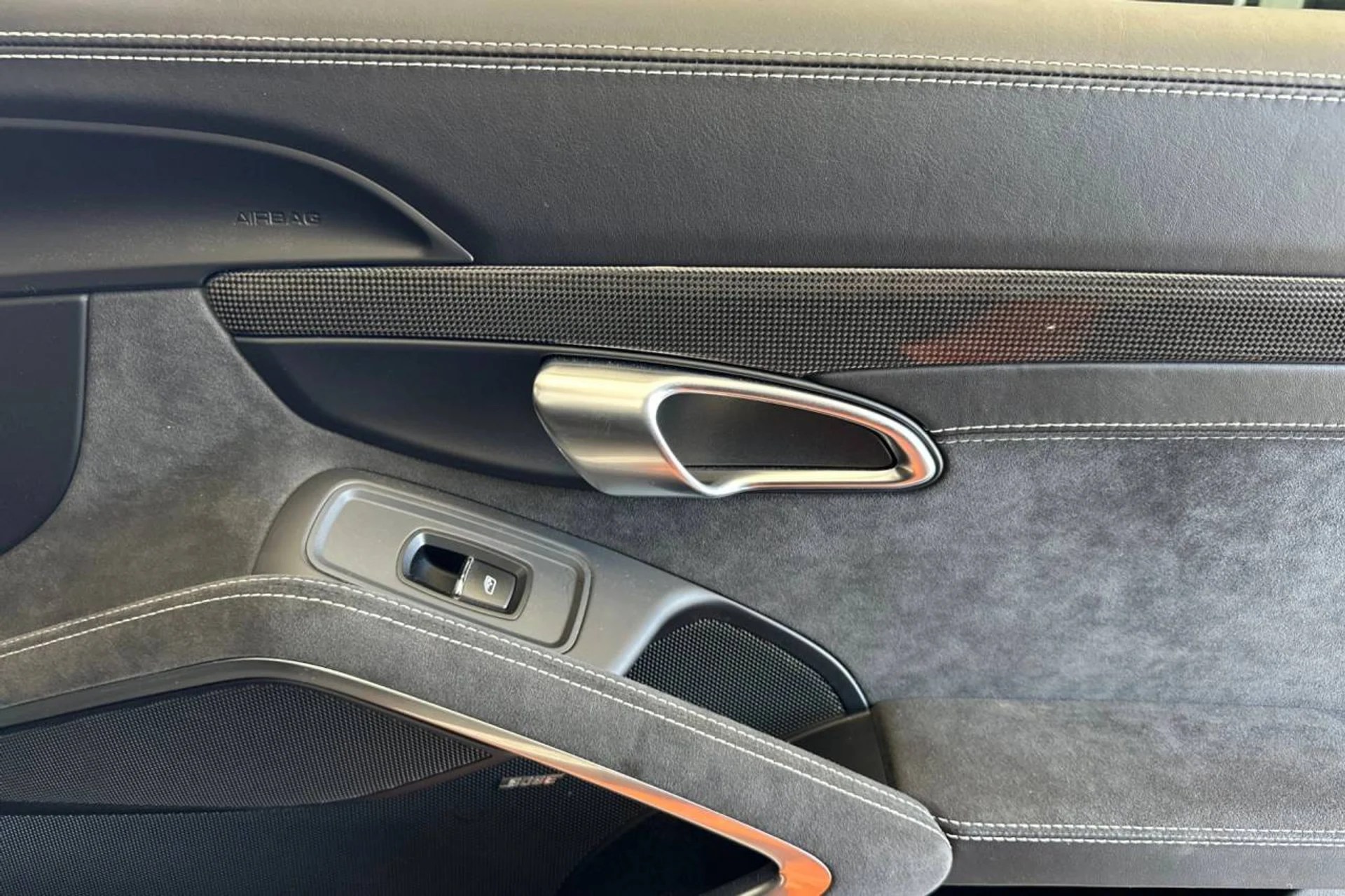 mph019_2090312573_1280_d909c43b90