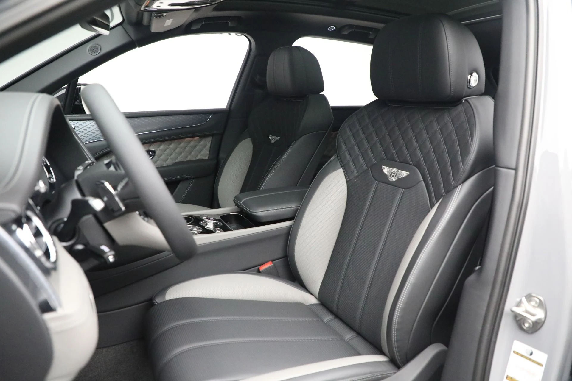 mph019_2092450601_New_2024_Bentley_Bentayga_S_V8_a6f354a42b