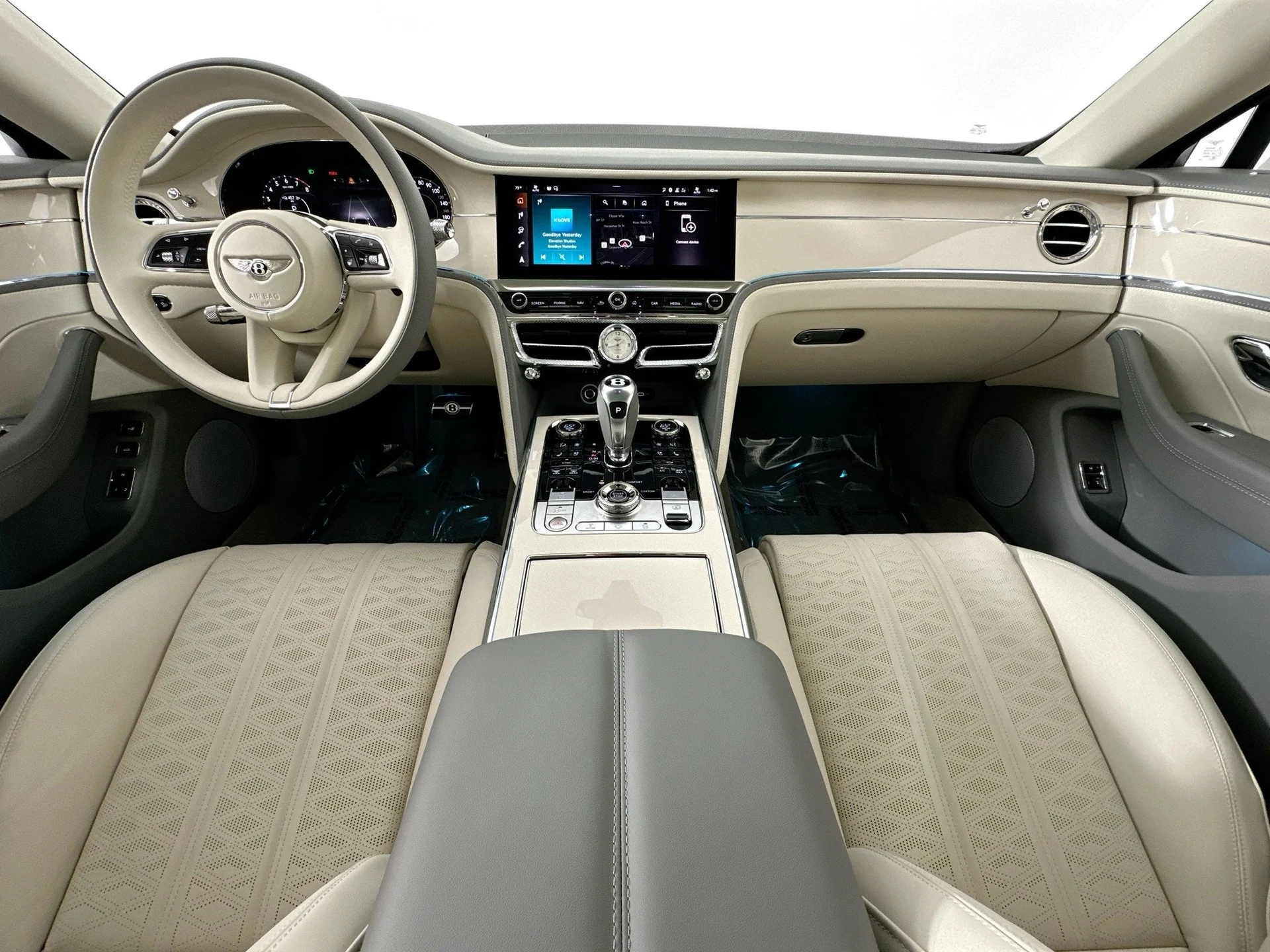 mph019_2093125991_20_bb3078ba33