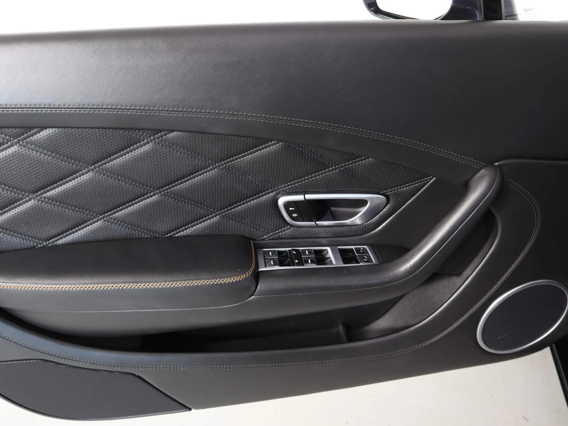 mph019_2095044201_80b39d051422d1df3e03b08399af4fff_cf3954cbcd