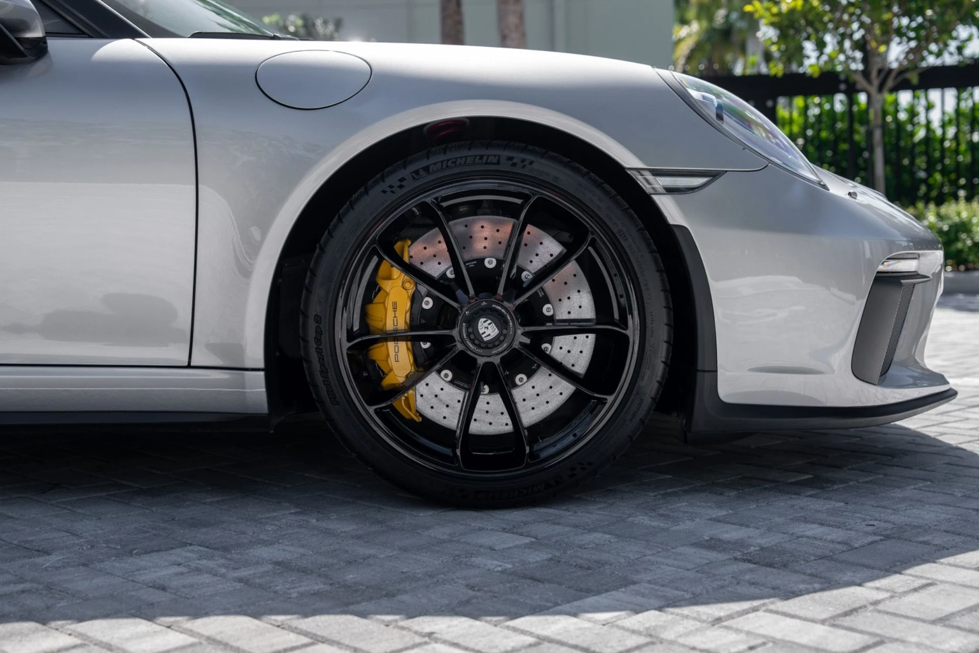 mph019_2101550192_Used_2019_Porsche_911_Speedster_1781046591_f3c60b63eb