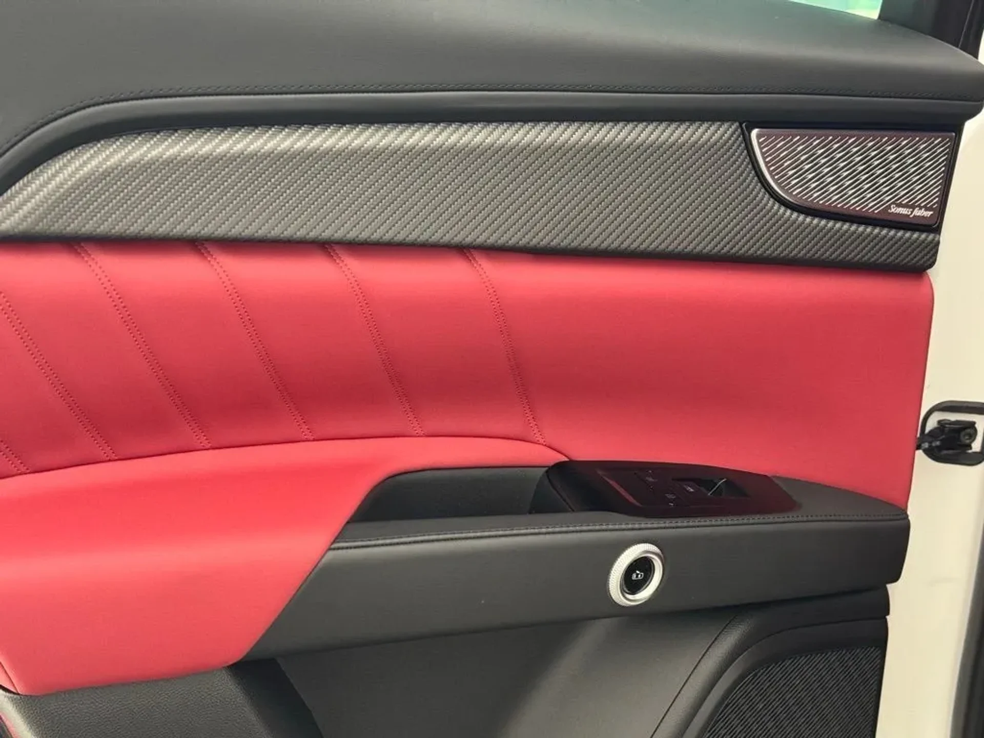 mph019_2102679767_x7to4tr4ol6a4h2qwwyux0t6odmm_660231885c