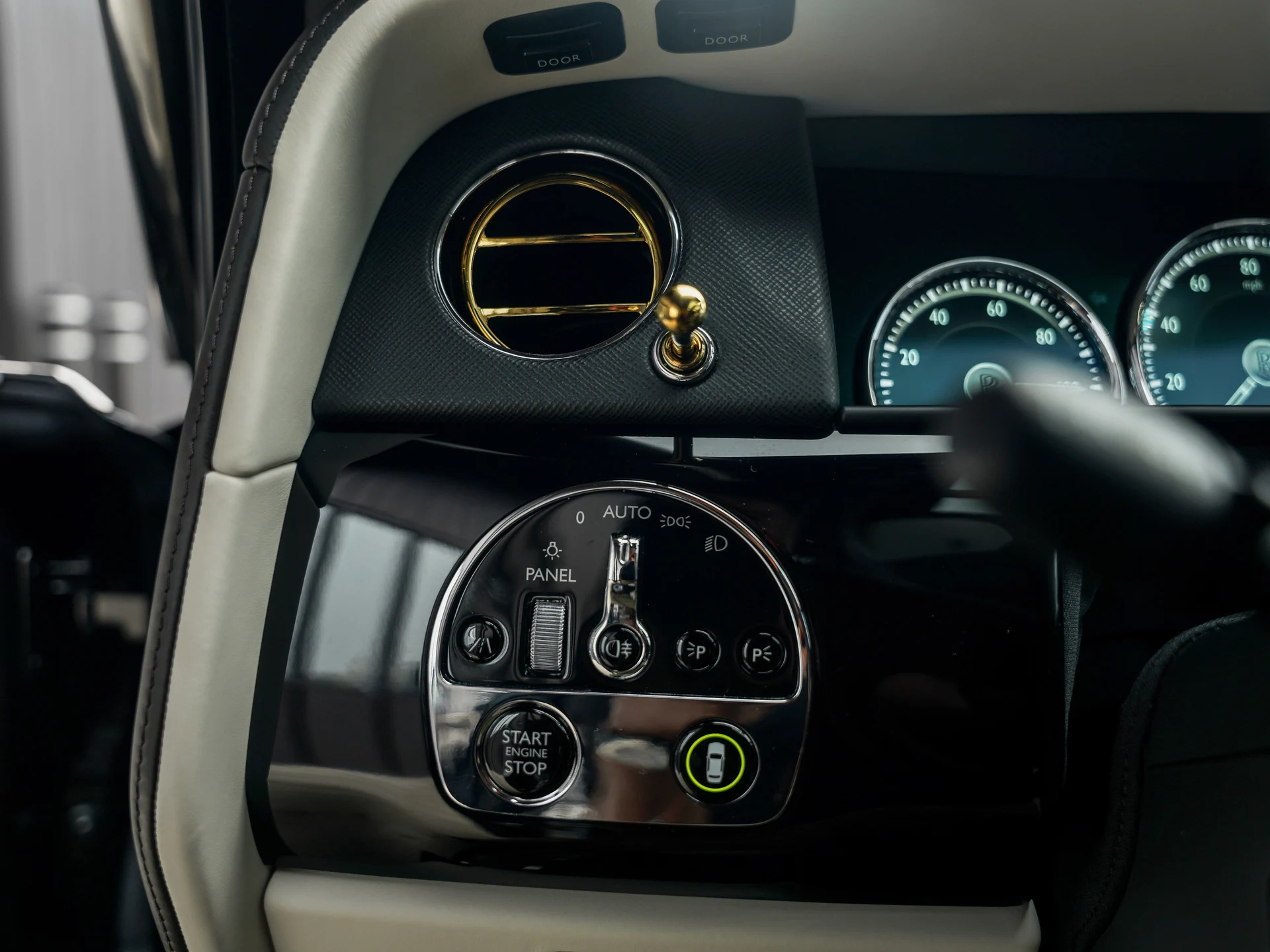 mph019_2103592918_20_d959bec940