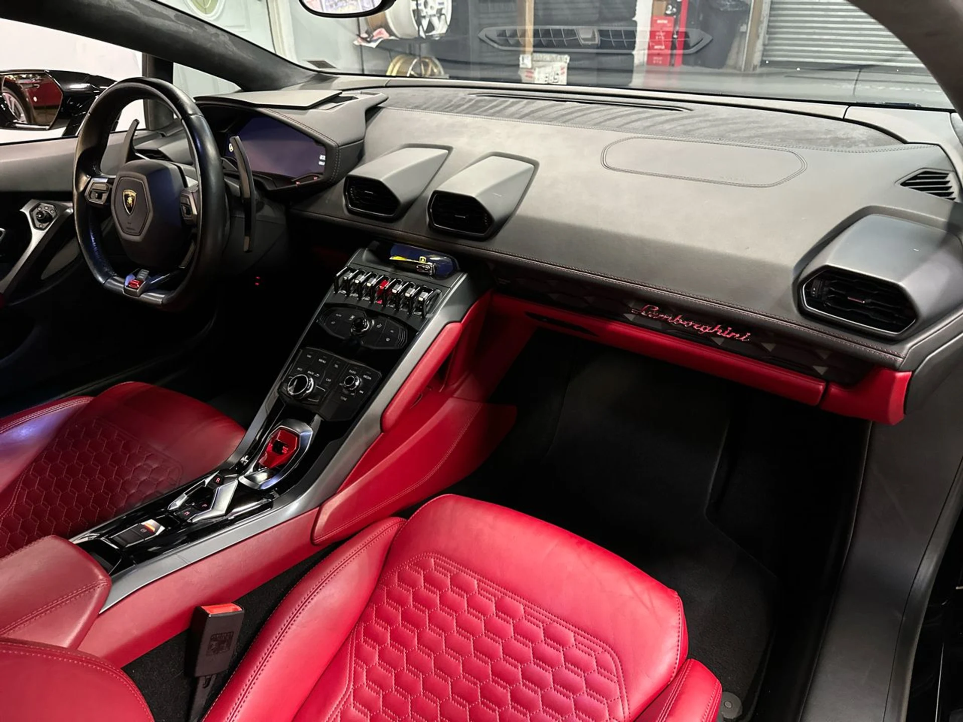 mph019_2105568865_638960550784565664_e17a120477