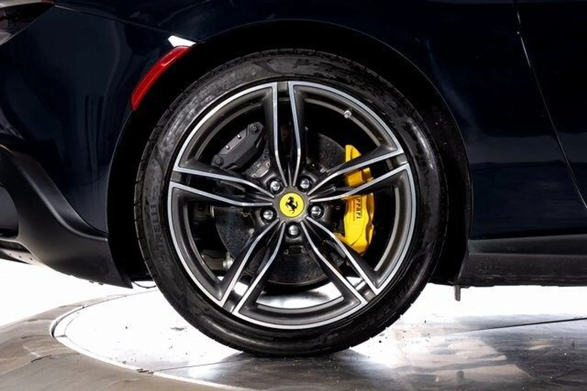 mph019_2110570677_15fd52bbe9437aedd3d3adbfe42eca3bx_04e8d33b09