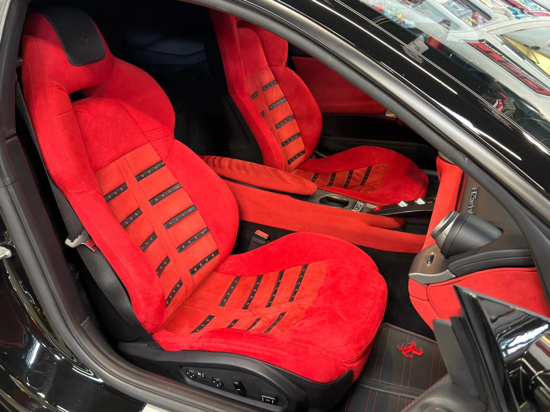 mph019_2114881913_639119405743995991_dc12686d0f