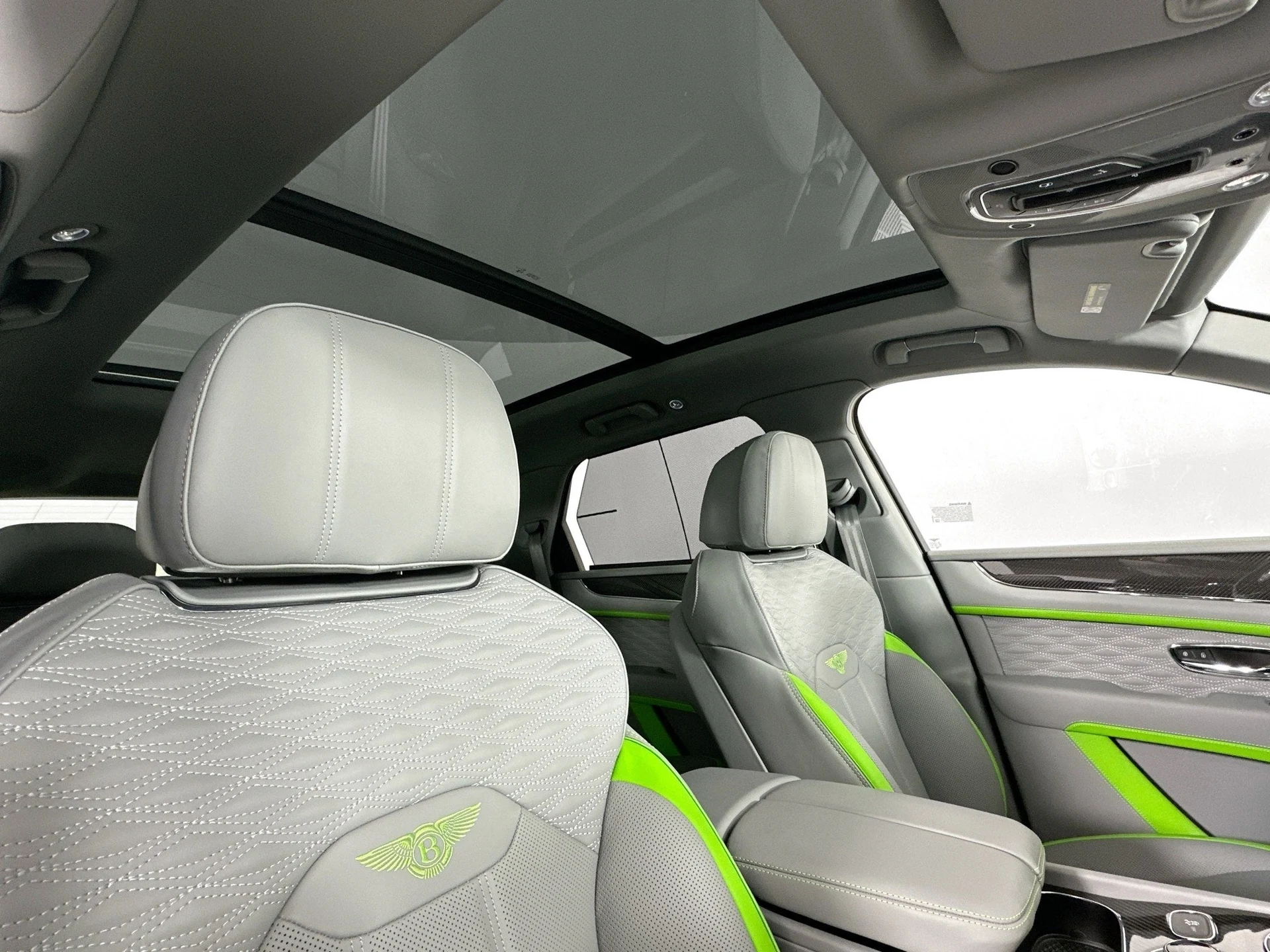 mph019_2116238251_20_dc655c5757