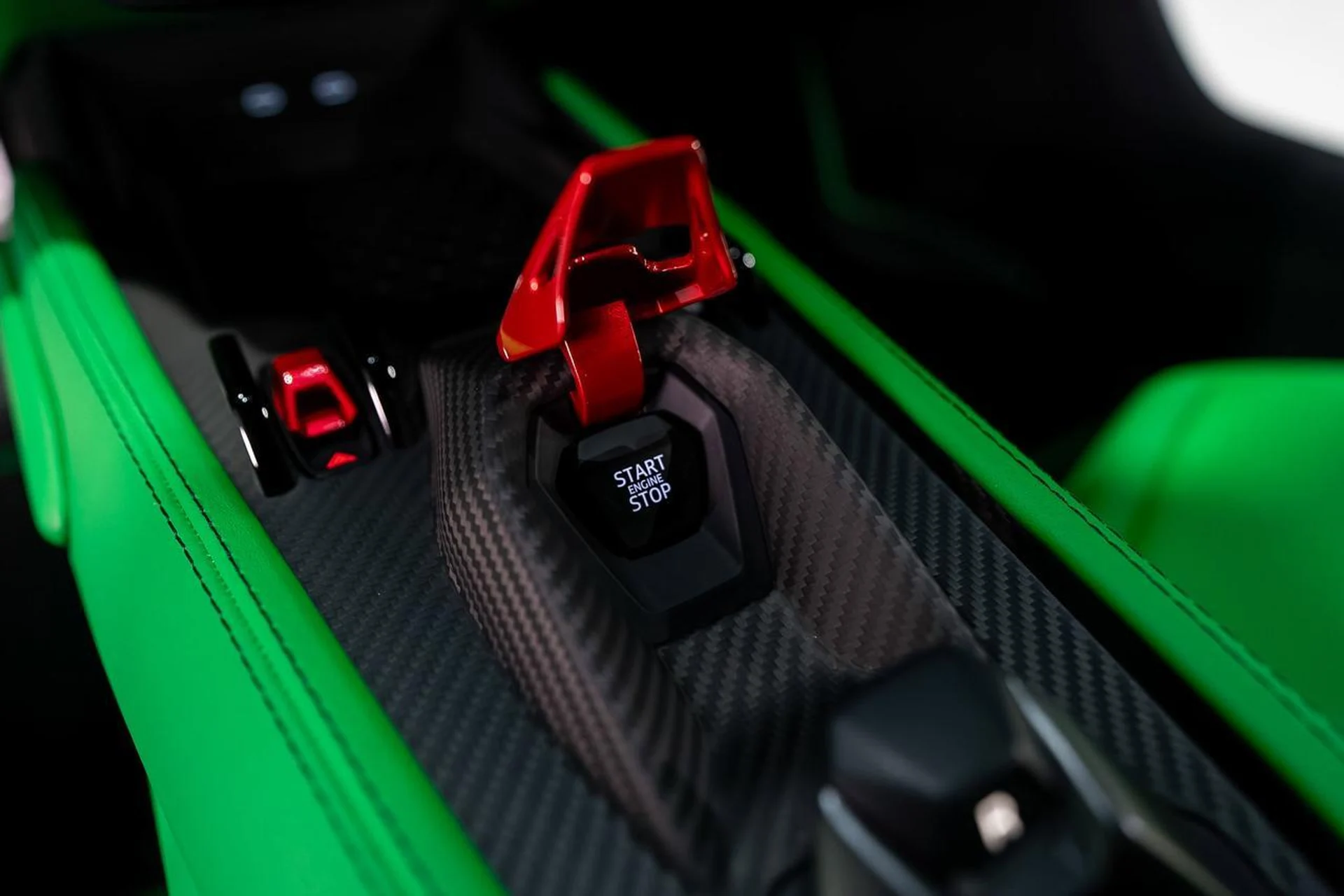 mph019_2123605187_dbf81e506f7f6af54b14439af099de9a_00715e10ce