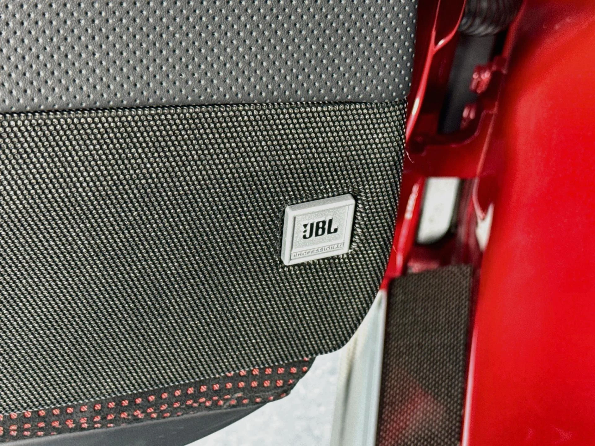 mph019_2134397338_Used_2020_Ferrari_812_Superfast_1788899404_3844064931