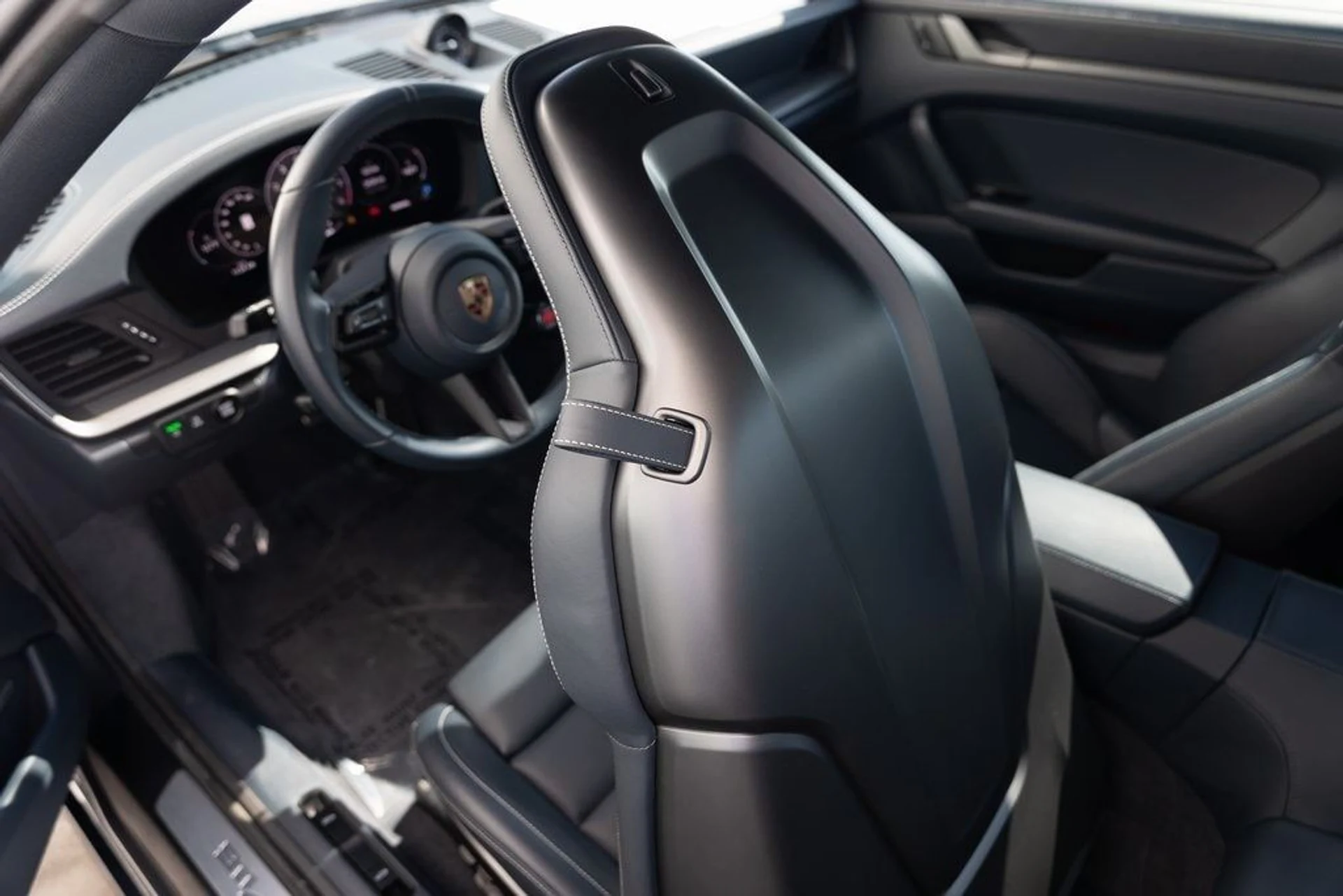 mph019_2139357425_fa05918ecdb659a436bcda77a6c14ce1x_f23c9767bc