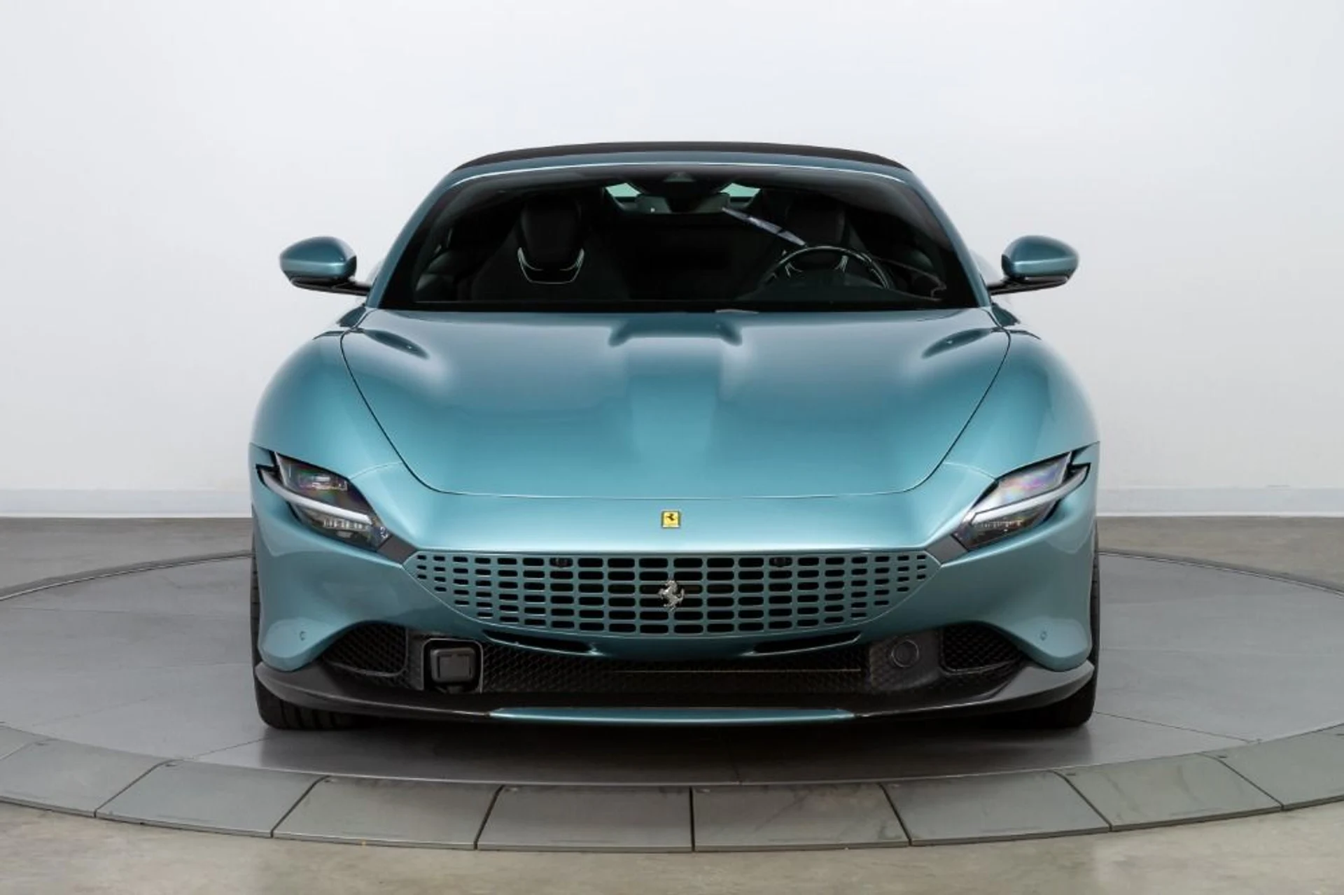 mph019_2142995351_Used_2024_Ferrari_Roma_Spider_566e92f25e