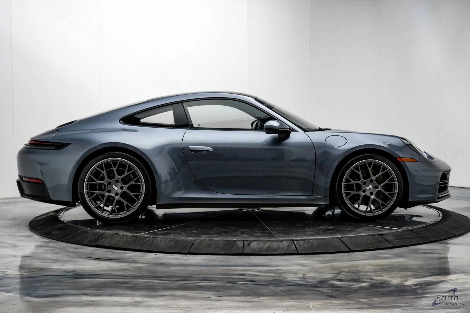 mph019_2147586862_2d361986a66b0aa3a92578a2e8d59807x_5df6c0c59c