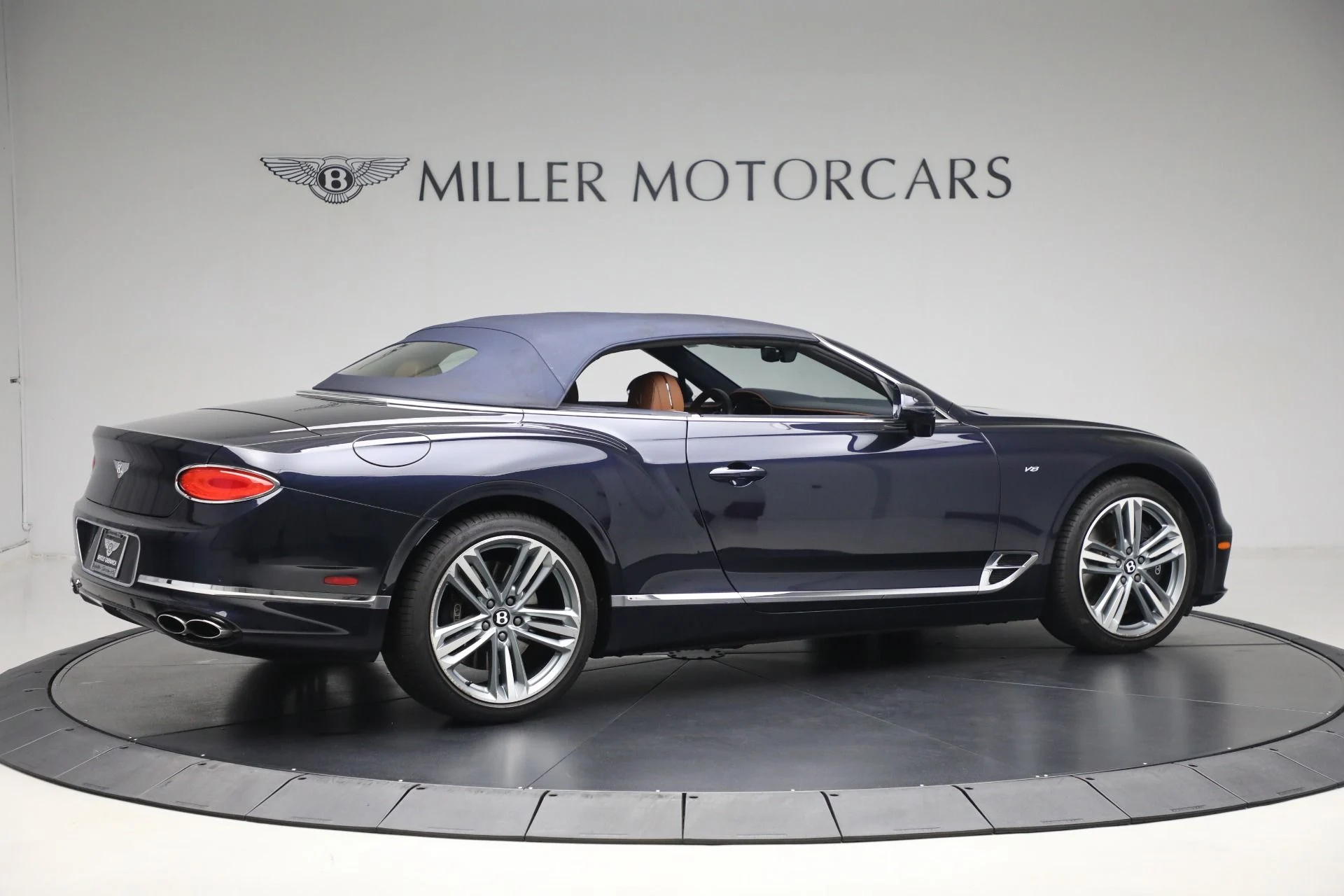 mph019_2151710083_Used_2021_Bentley_Continental_GTC_V8_5487b80274