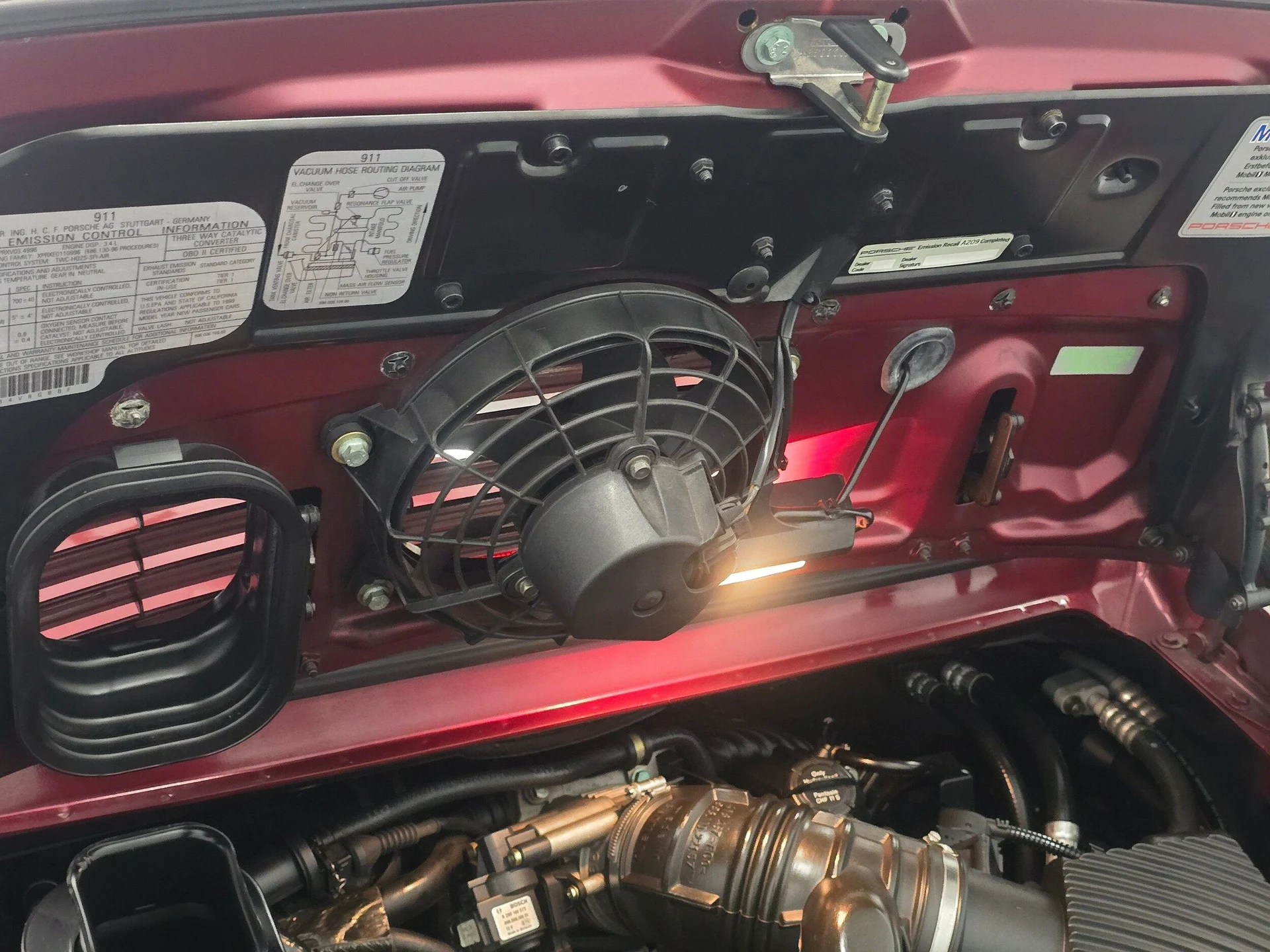 mph019_2152012401_1f2138df2631746ee1e7606a364b327bx_c61e7c616a