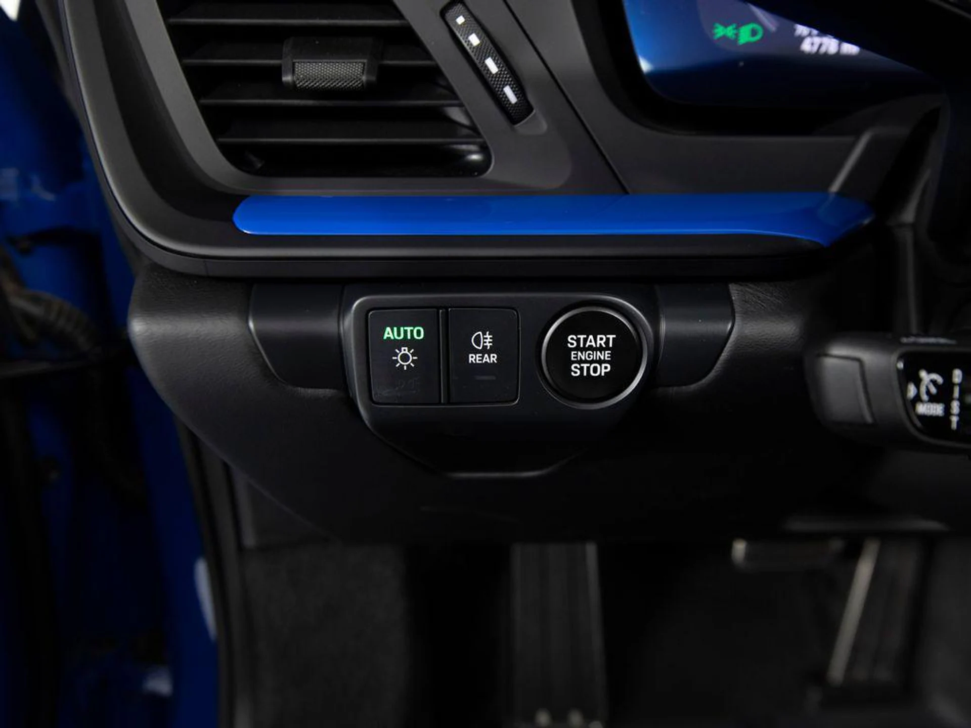 mph019_2154994344_DCE_2_A_Auu_W_Ae_Uj_La7_Tk_ZIV_Tgp_LL_4_92e28c0337