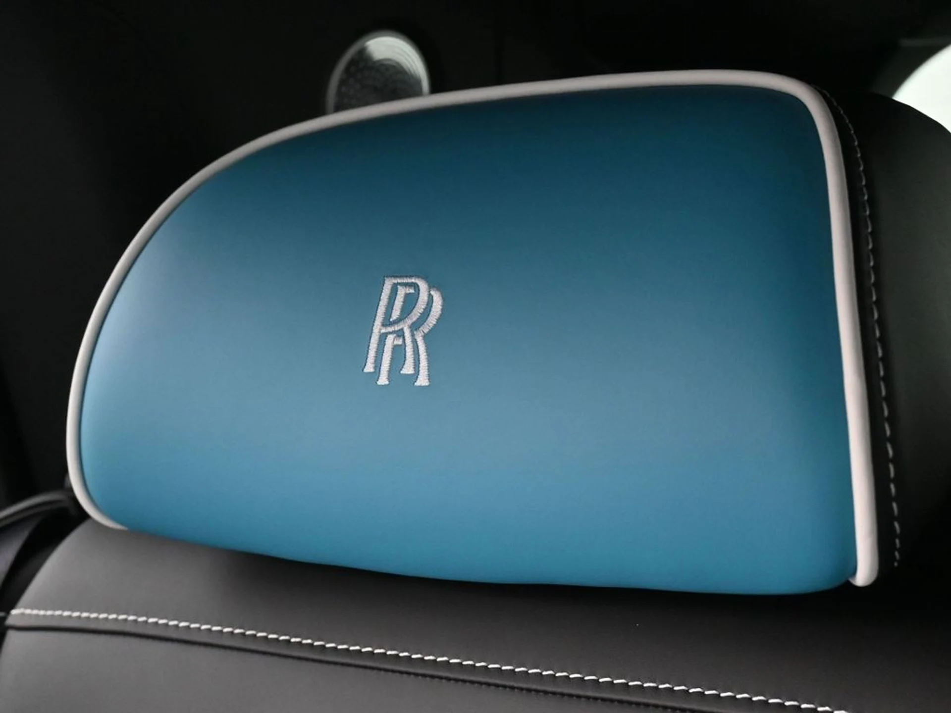 mph019_2158974872_02ab7aaf5d9d3900132784e2812f44b8x_6321292676