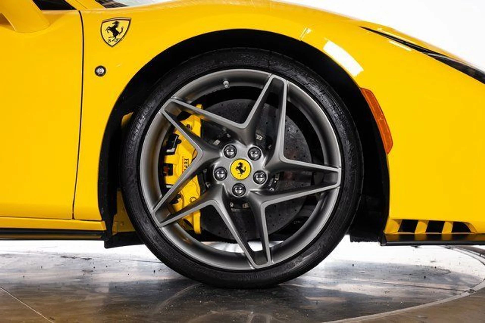 mph019_2160341246_19469664168d7d7ee6750a65c92f2f48x_ee0d0bec7a