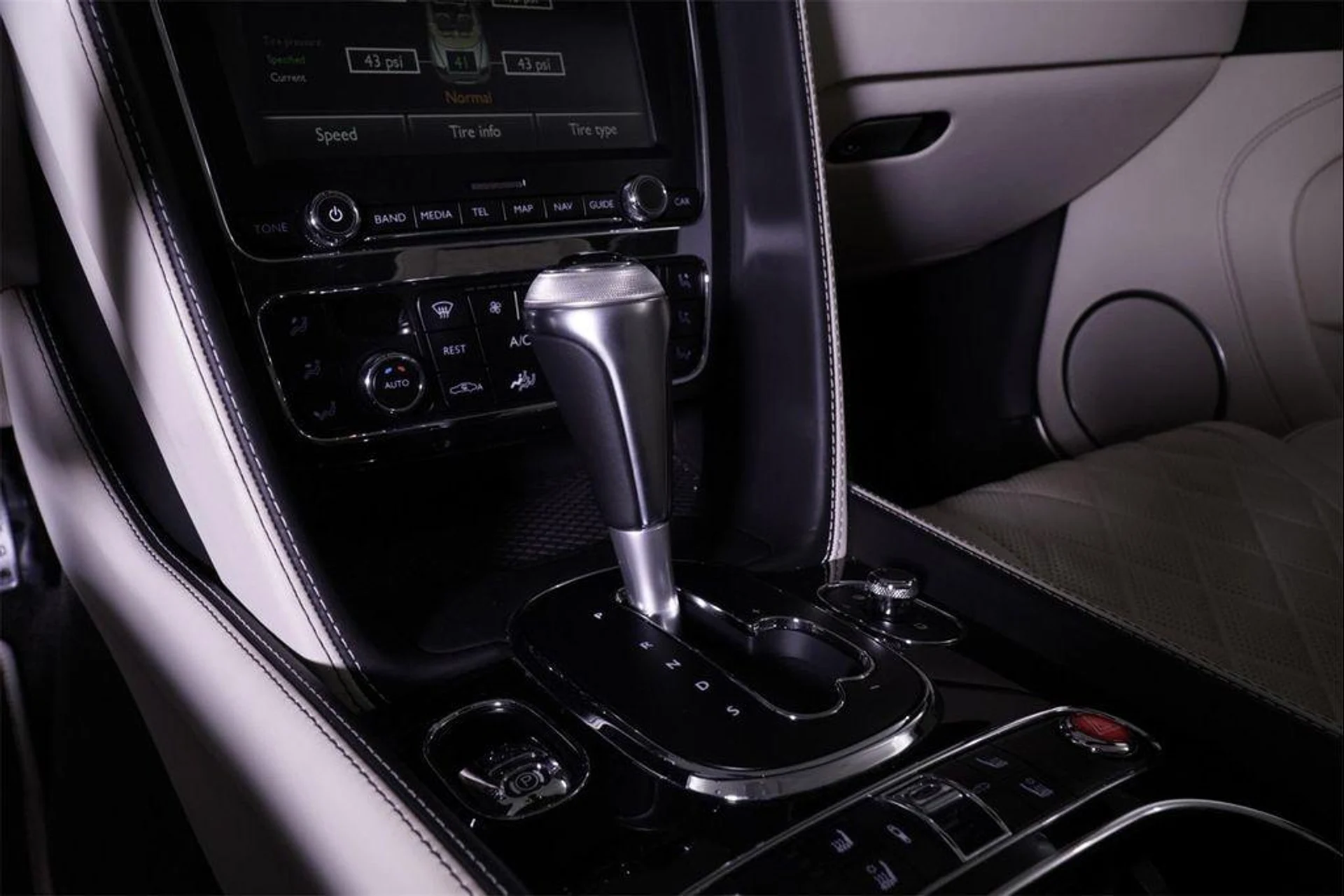 mph019_2161693883_C3q0k_Pevd_Ykn_Jvwc_Vj_F2_O7_Hjpb_U_abe36574b5