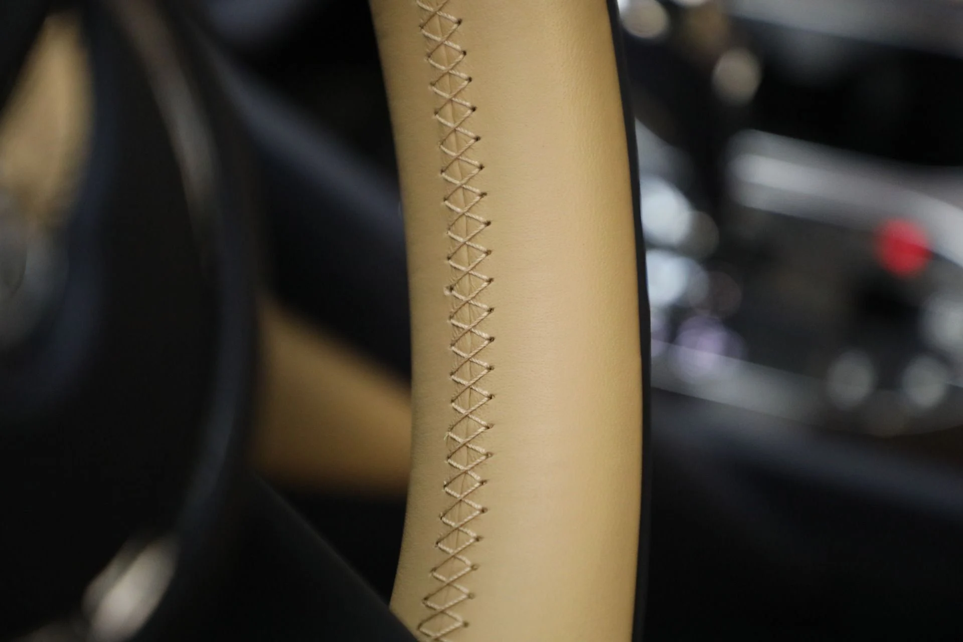 mph019_2163433293_Used_2022_Bentley_Bentayga_V8_eae7c7fa44
