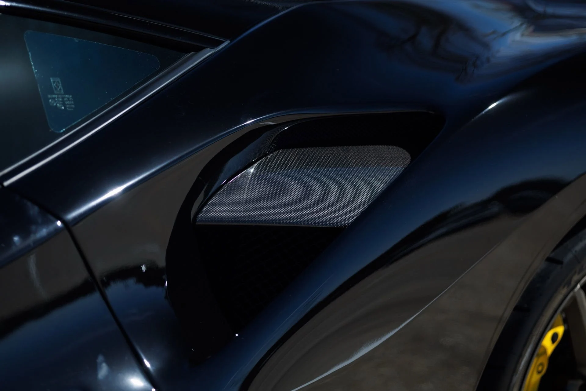 mph019_2164529559_379f44941fb35bb18f3e1d937bd8707fx_fcf2c1f007