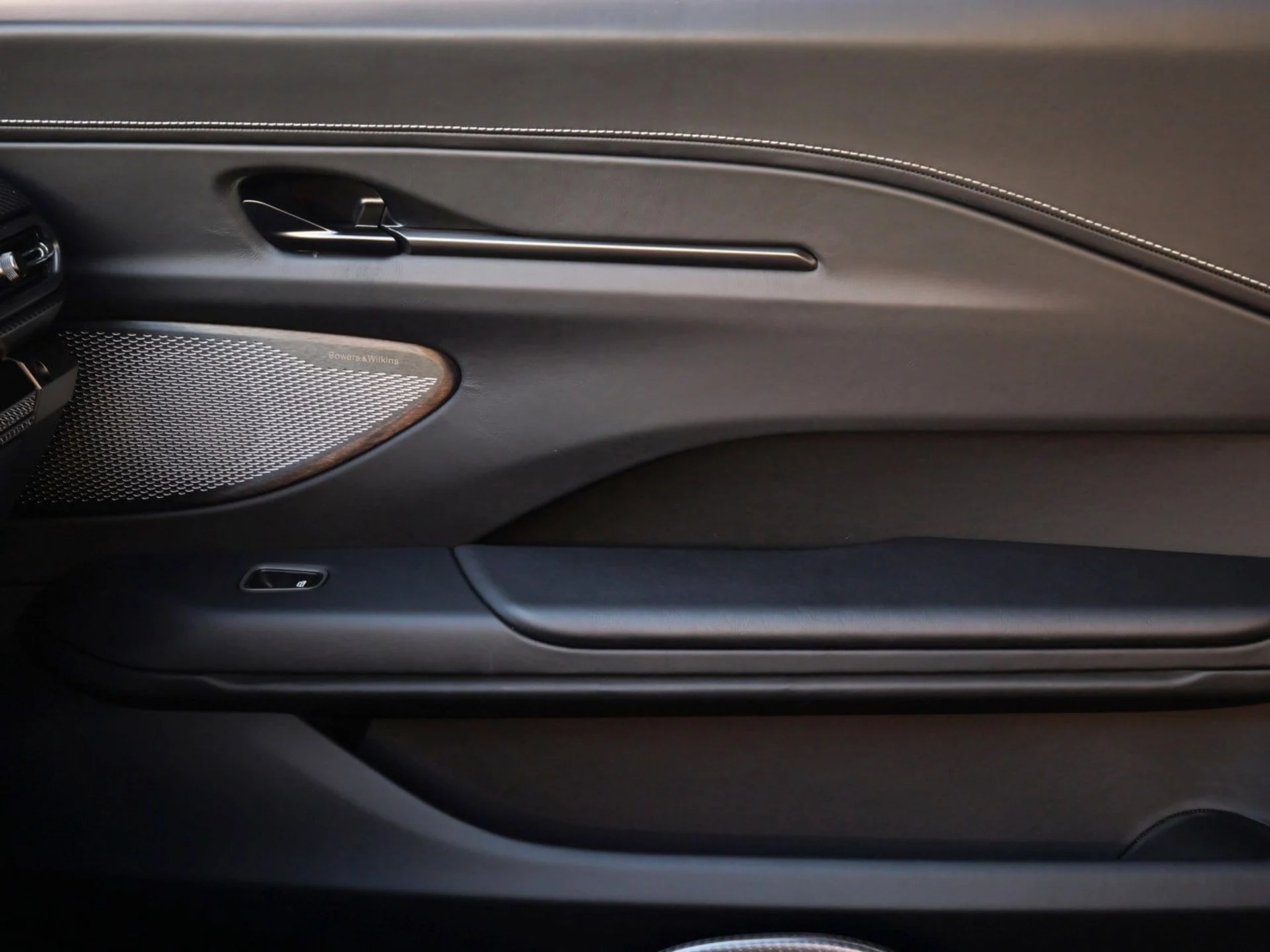 mph019_2169516507_42b6ac951e374cfa82be88bb6244ae36_2a7ac7c42c