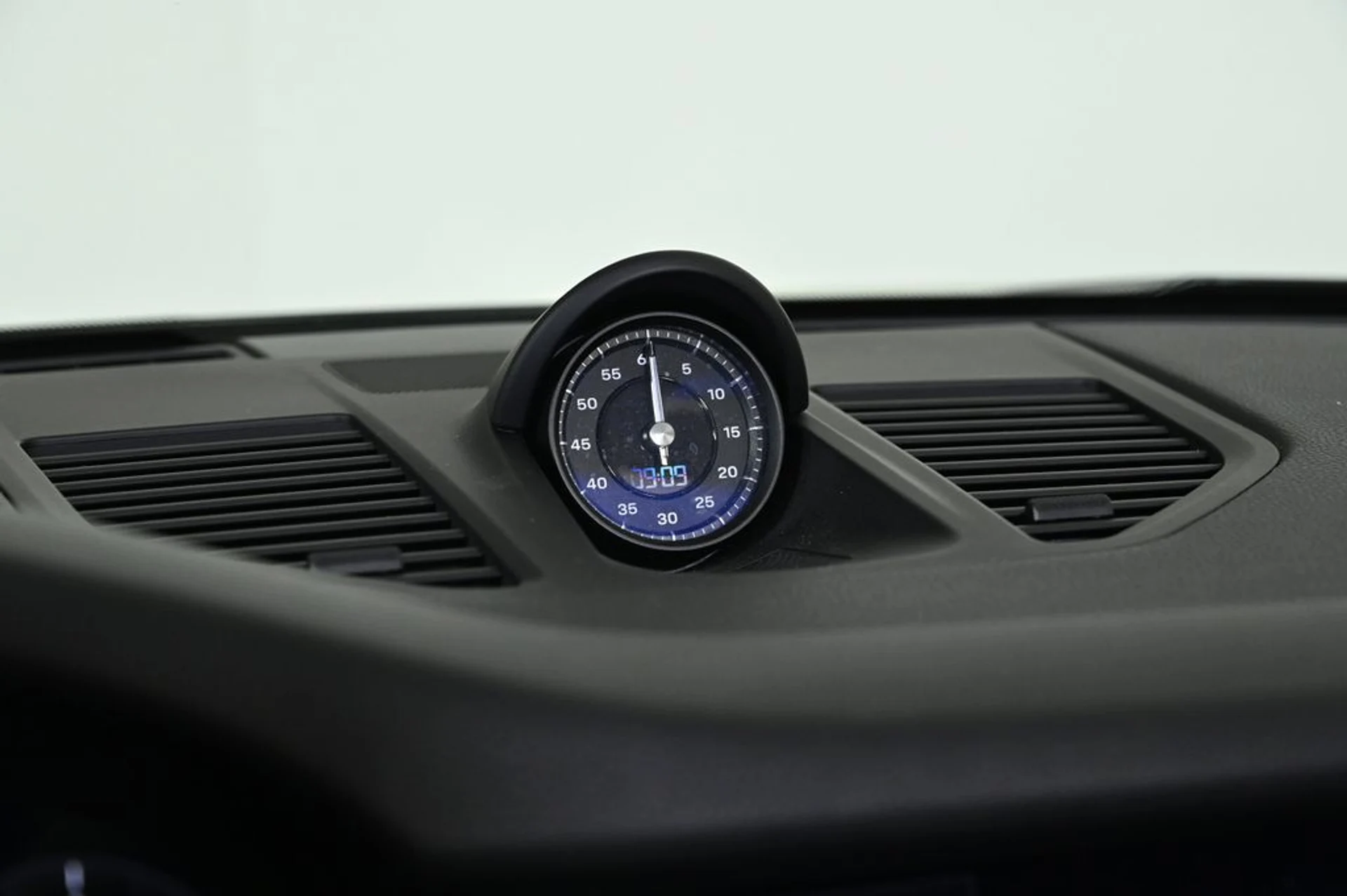 mph019_2170627086_e1792456ff10f20d3124b49f3fd852b9x_04a673174a