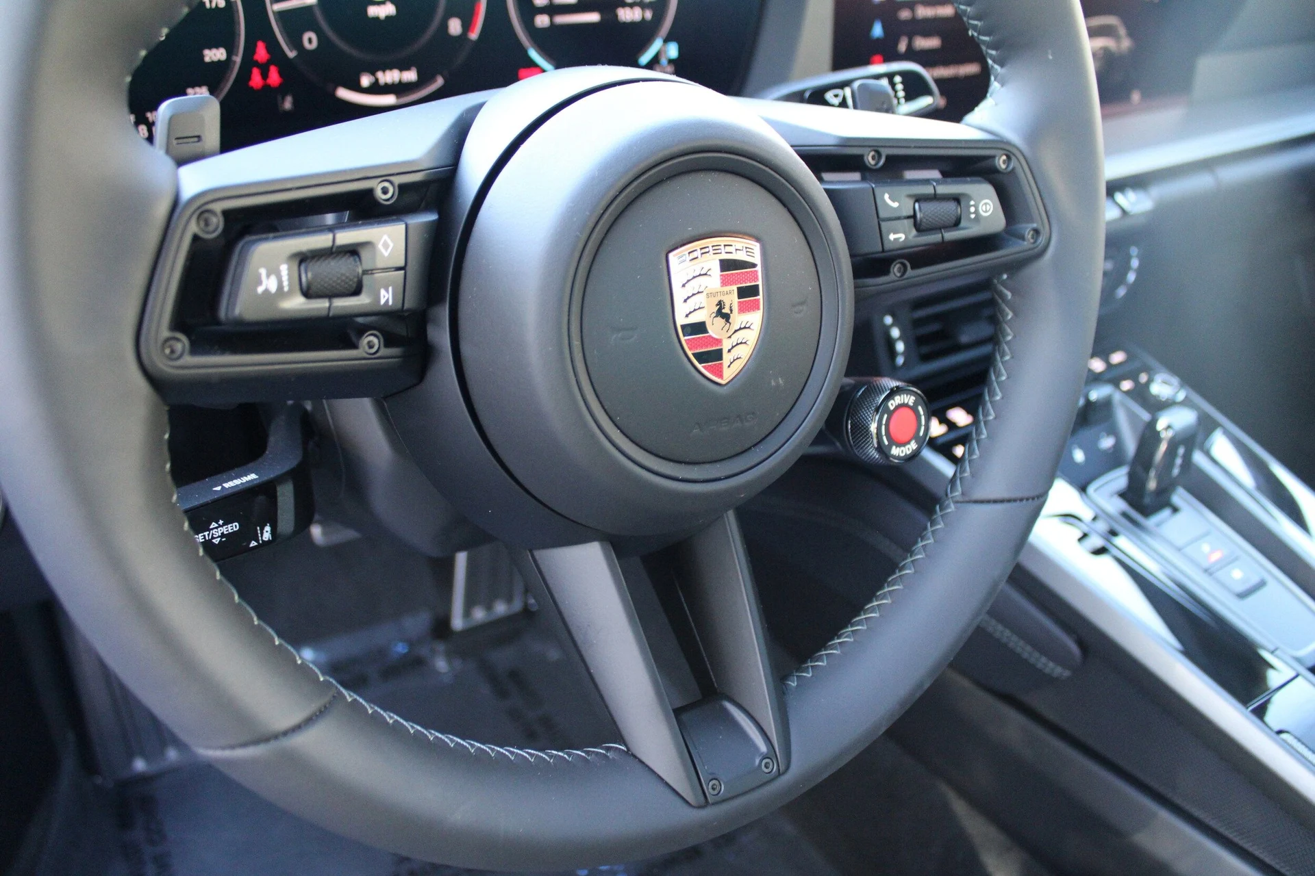 mph019_2184360857_41814046ca335205142945519d475c23x_5f3d905643