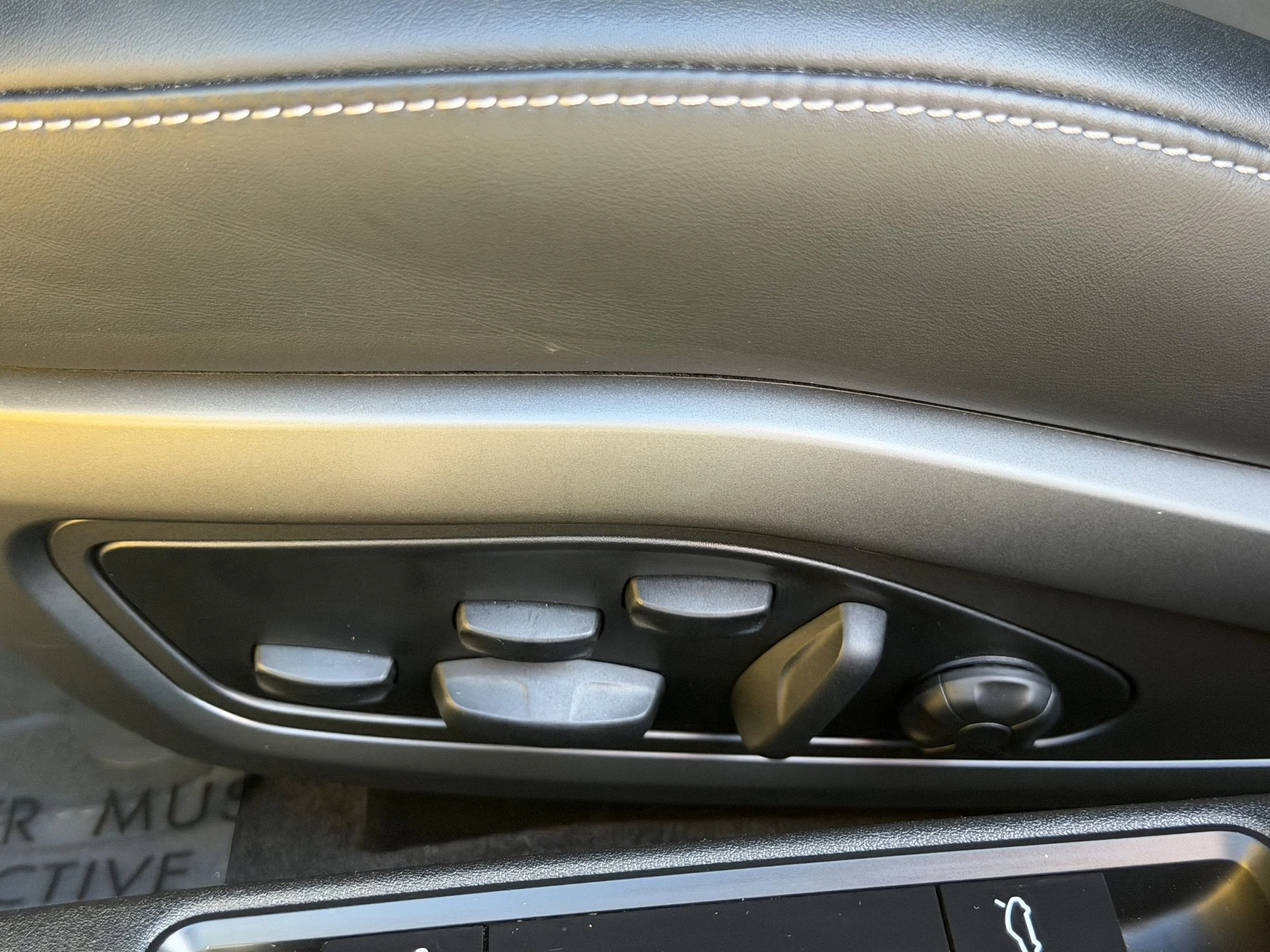 mph019_2186088719_e15b54354e05c47432e3fa6374f0bd52x_24217b5015