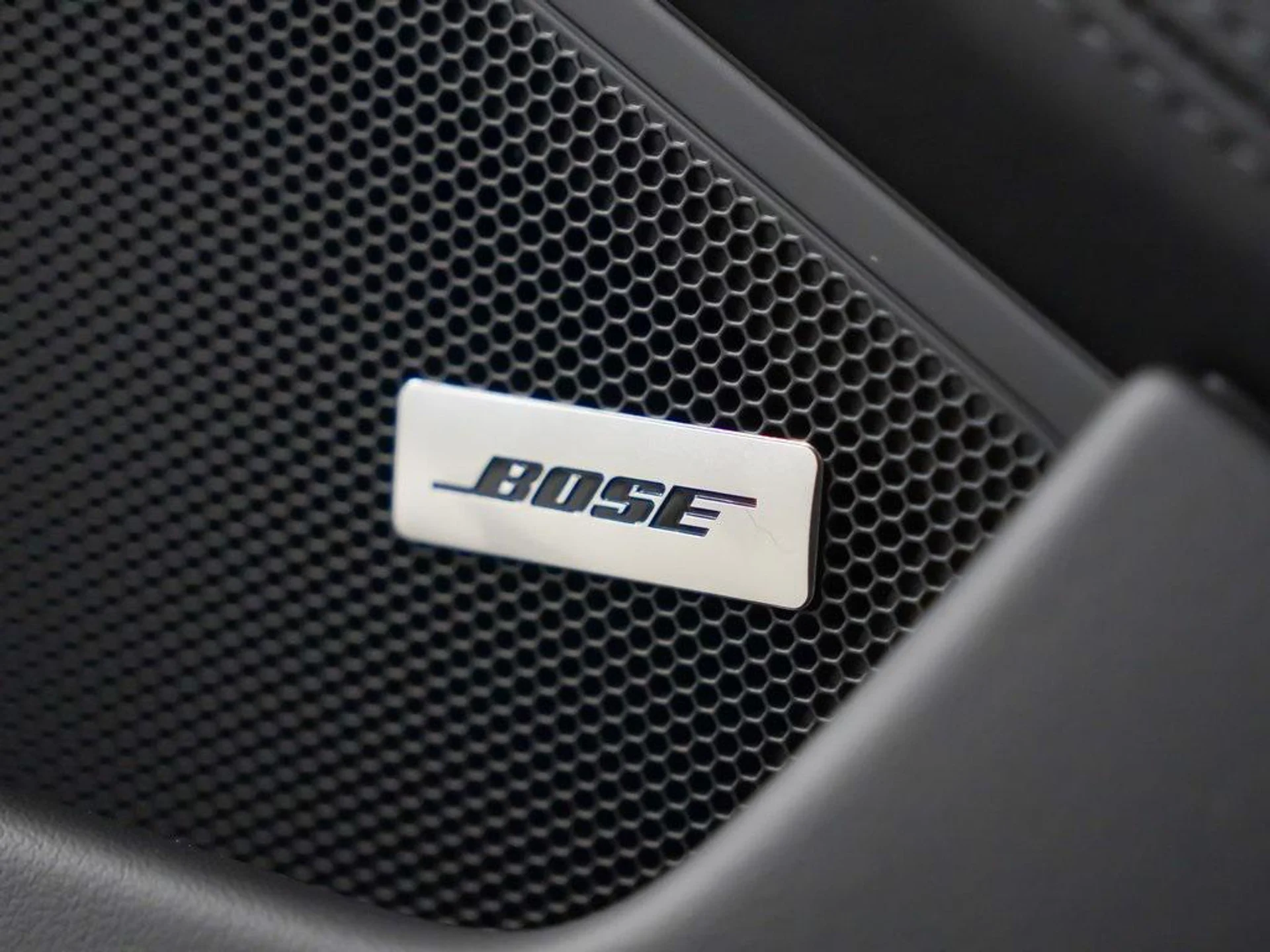 mph019_2203399466_R_Kmv5_Ntxvrnz_Qo_Pv_E75g_W_Yhw0_fe6ca2d127