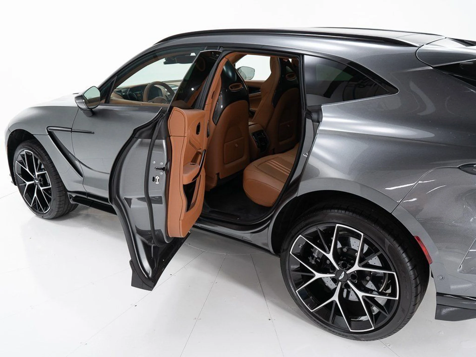 mph019_2205858824_57eb4dc6444c9ab3d2dc985b2e347013_660796720e