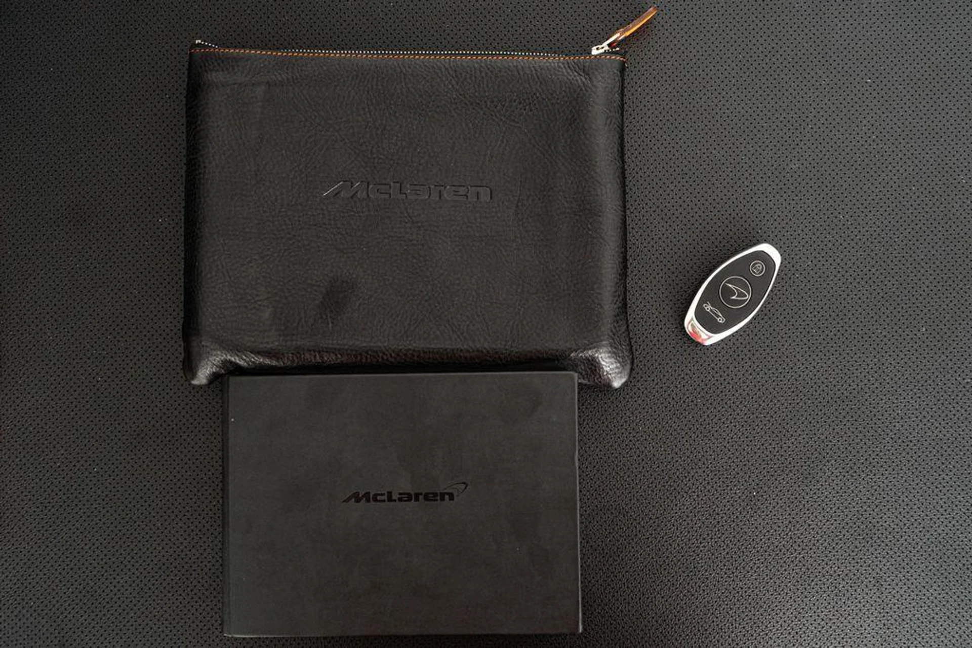 mph019_2217392454_b_Uf4x_Lz5uglz_ZK_Viz_KV_6q_Gz2_Js8_2540c507ec