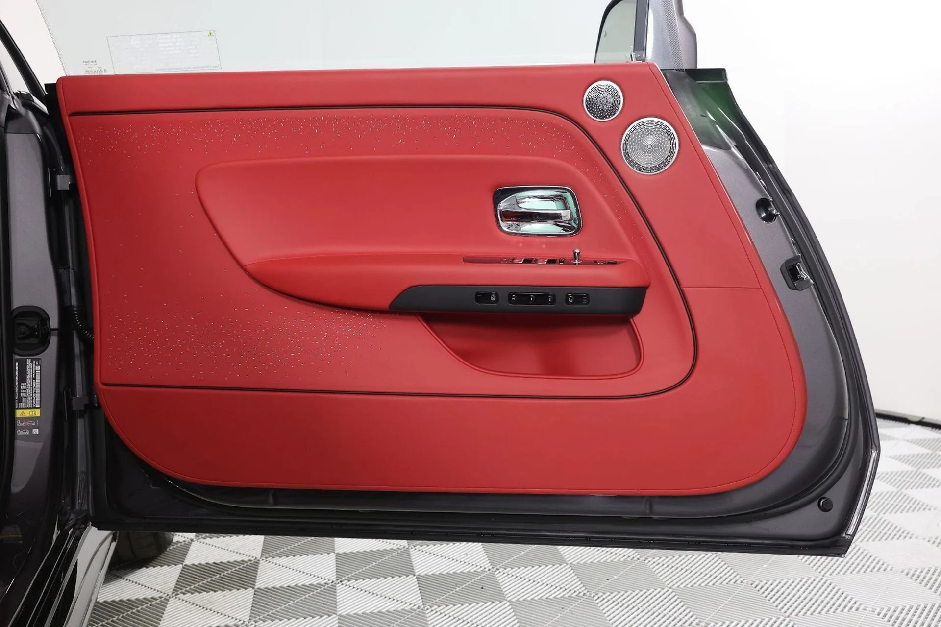 mph019_2218382687_6b371e2843321c46a79860072d8fbcc8_29dd37bd41