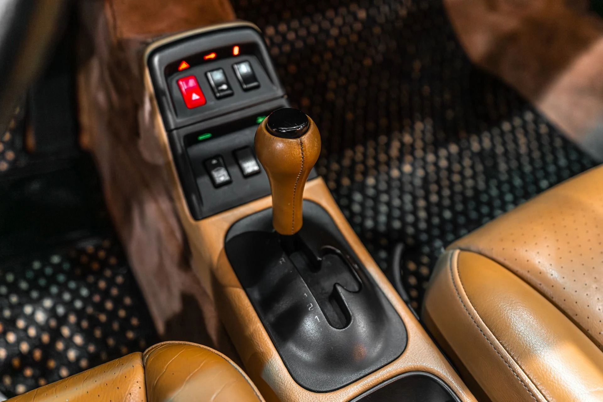 mph019_221951091_13040_p20_l_058944bfa3