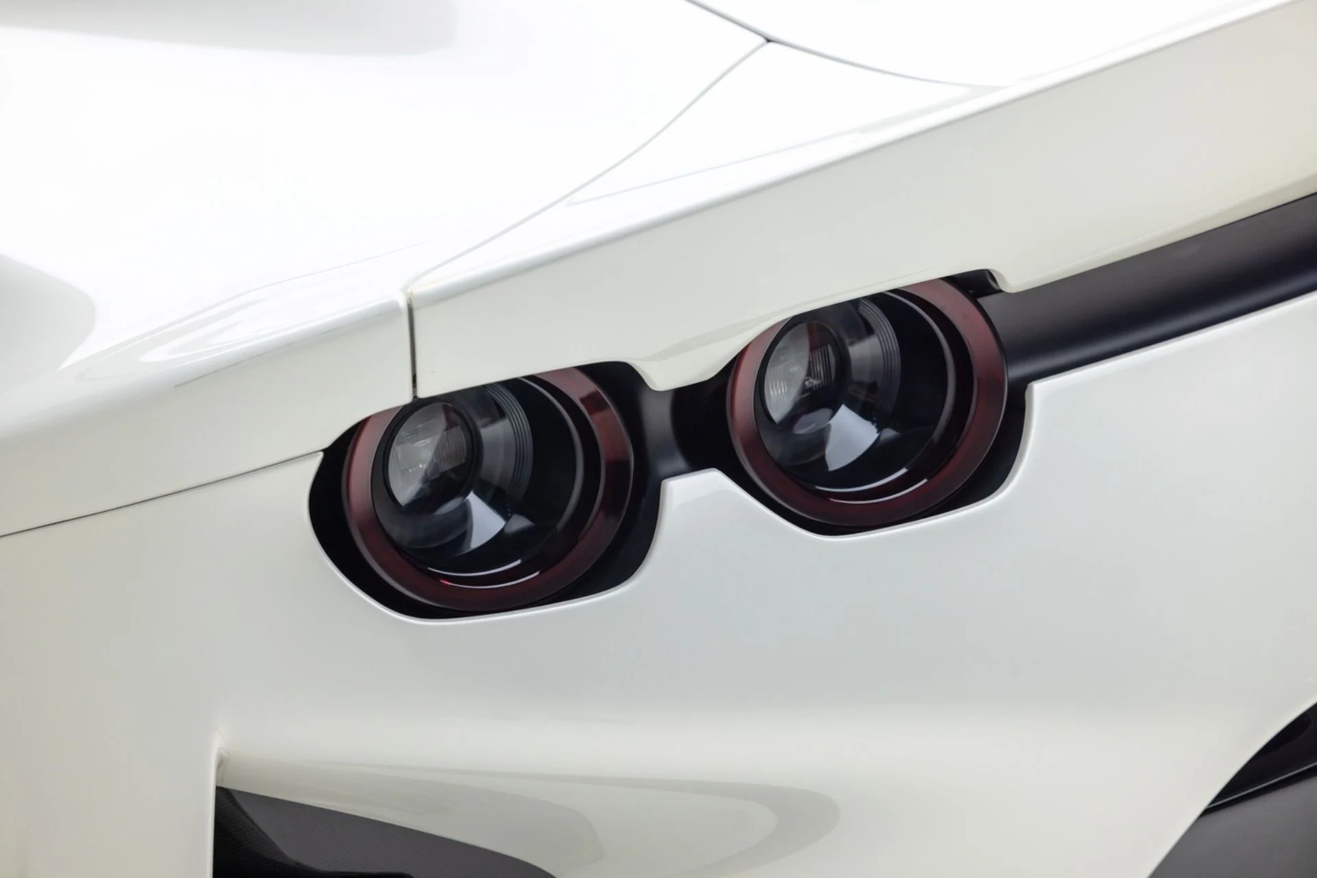 mph019_2220692435_13030_p20_l_01ab6a5bde