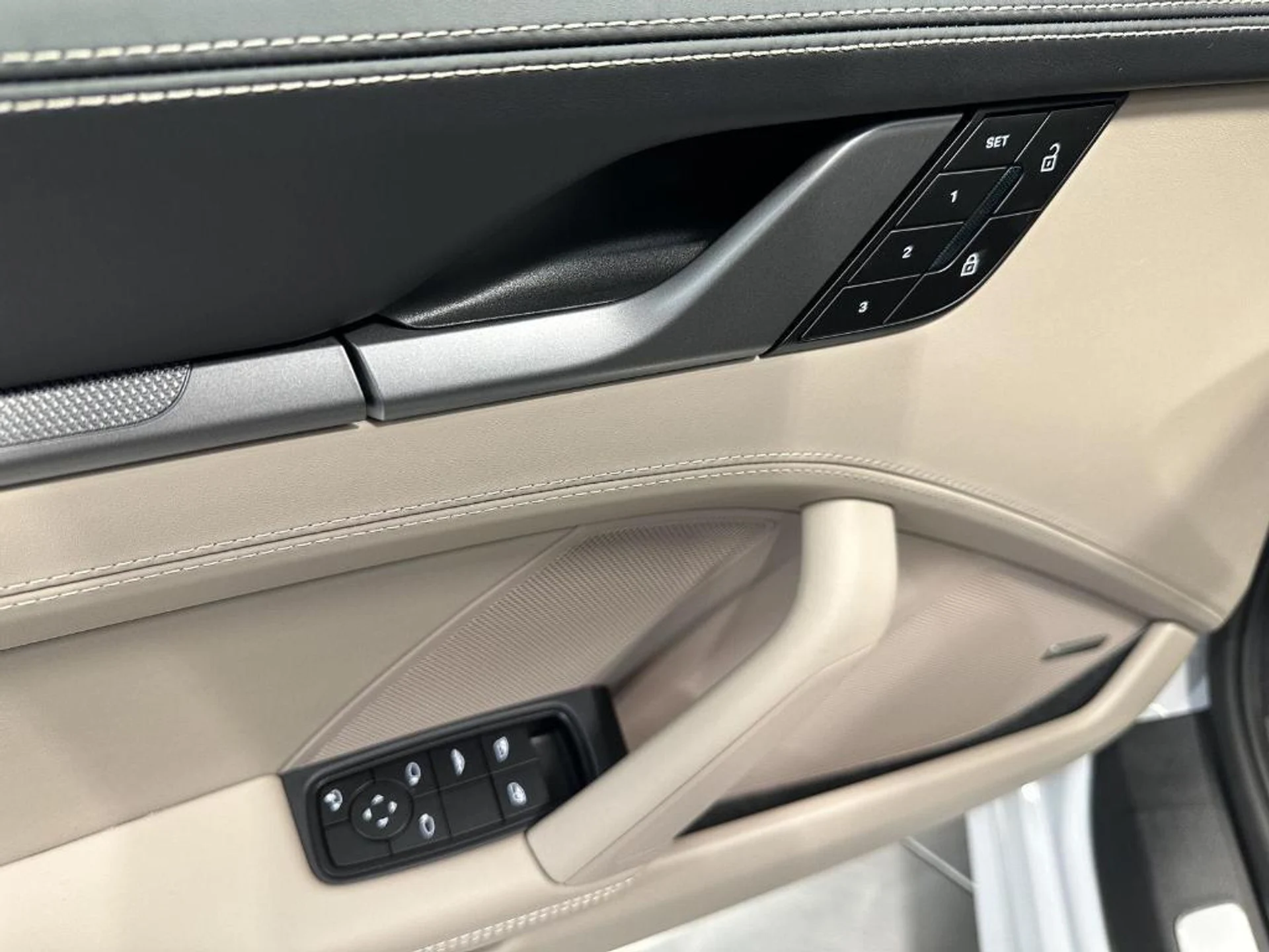 mph019_22335923_j_Ap_G_Di_Wk_A4_Q56_RJ_Ri_FC_Ft_Pqi_Ps_Y_a3f41812e8