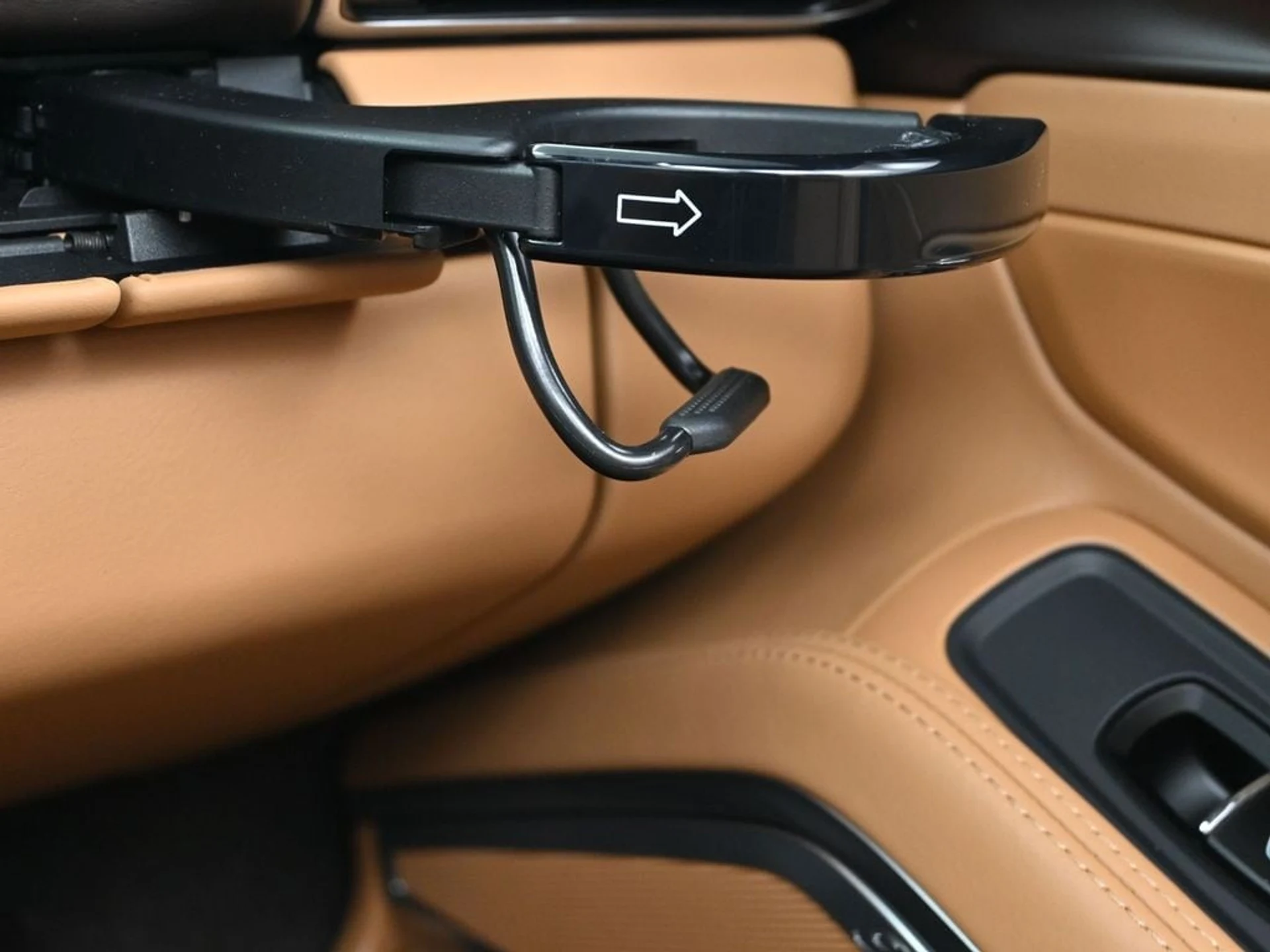 mph019_2246638997_3e6f257b696194042143a07ffec3bad3x_493e8e1d16