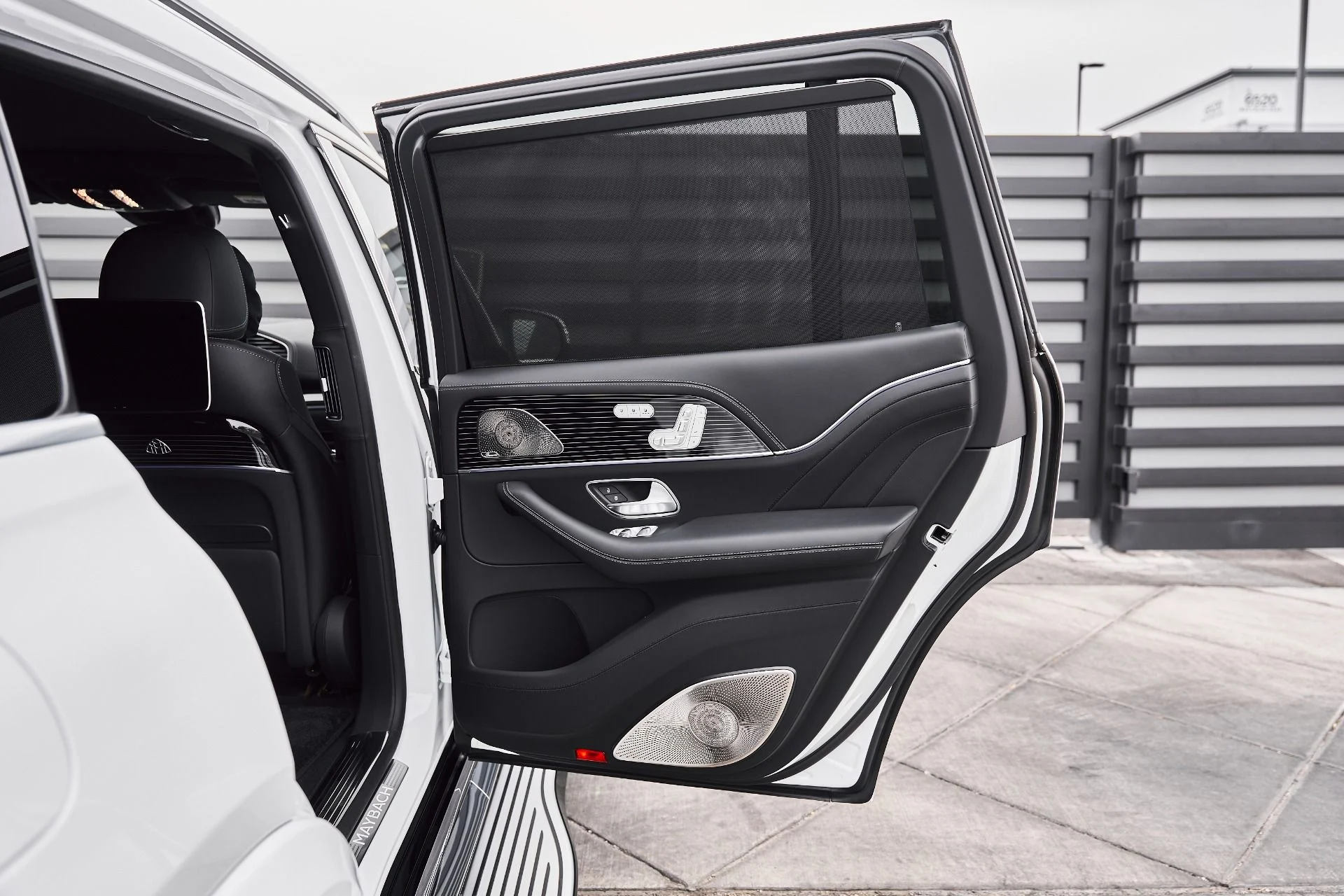 mph019_2264727926_Used_2026_Mercedes_Benz_GLS_Maybach_GLS_600_1777160221_99e4c28c4e