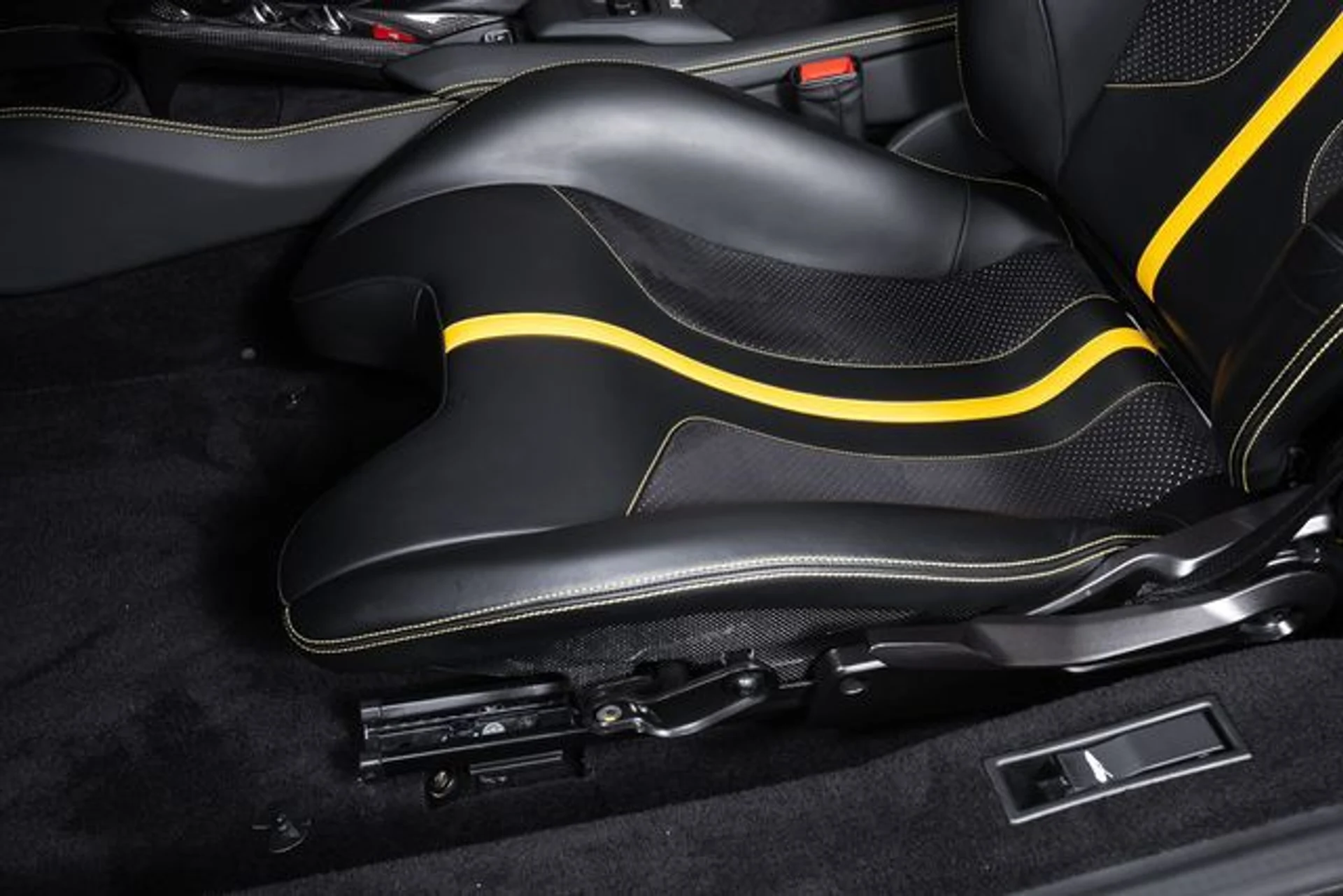 mph019_226517377_21d95391214878458cf2f6b9c9a97238x_9b765b7aea