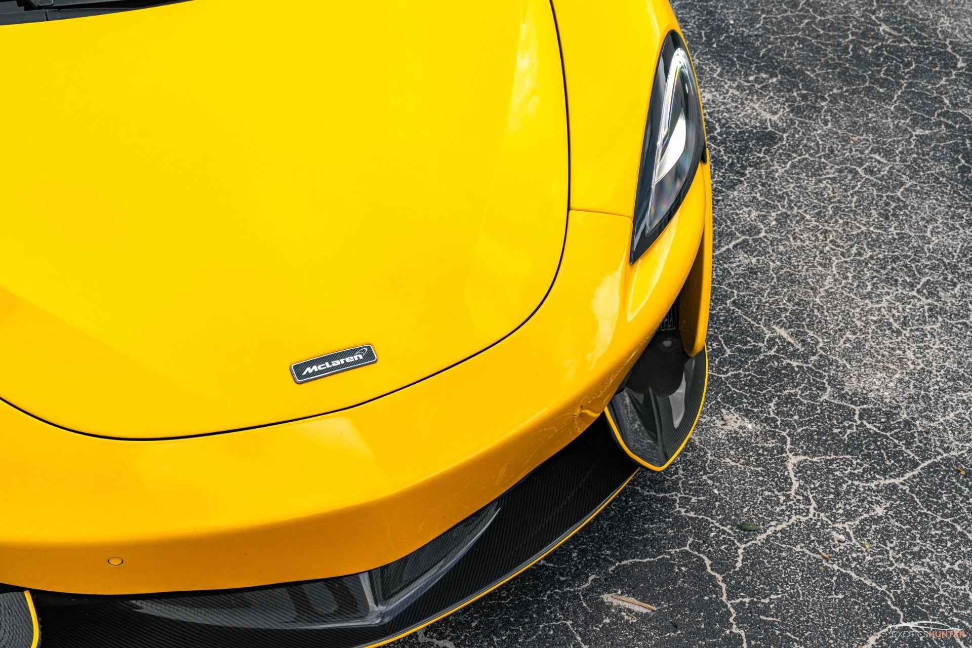 mph019_2266239639_Used_2016_Mc_Laren_570_S_w_EVERY_Carbon_Exterior_Pack_Lux_Pack_Front_Lift_1754945163_9908d2306f