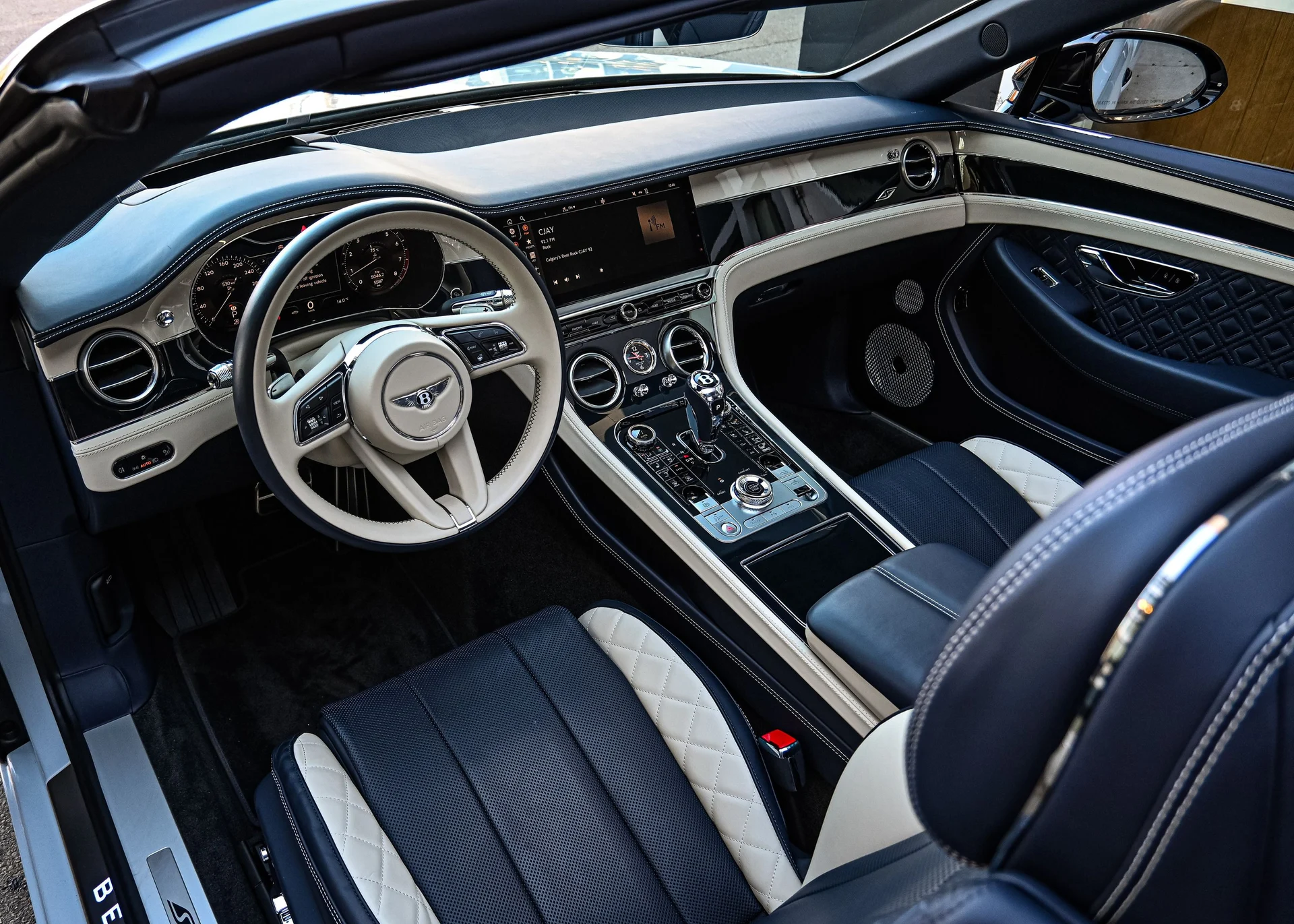 mph019_2266873108_8bf978d4_023f_429a_82b9_647cde08bd9b_93f3d9bcb1