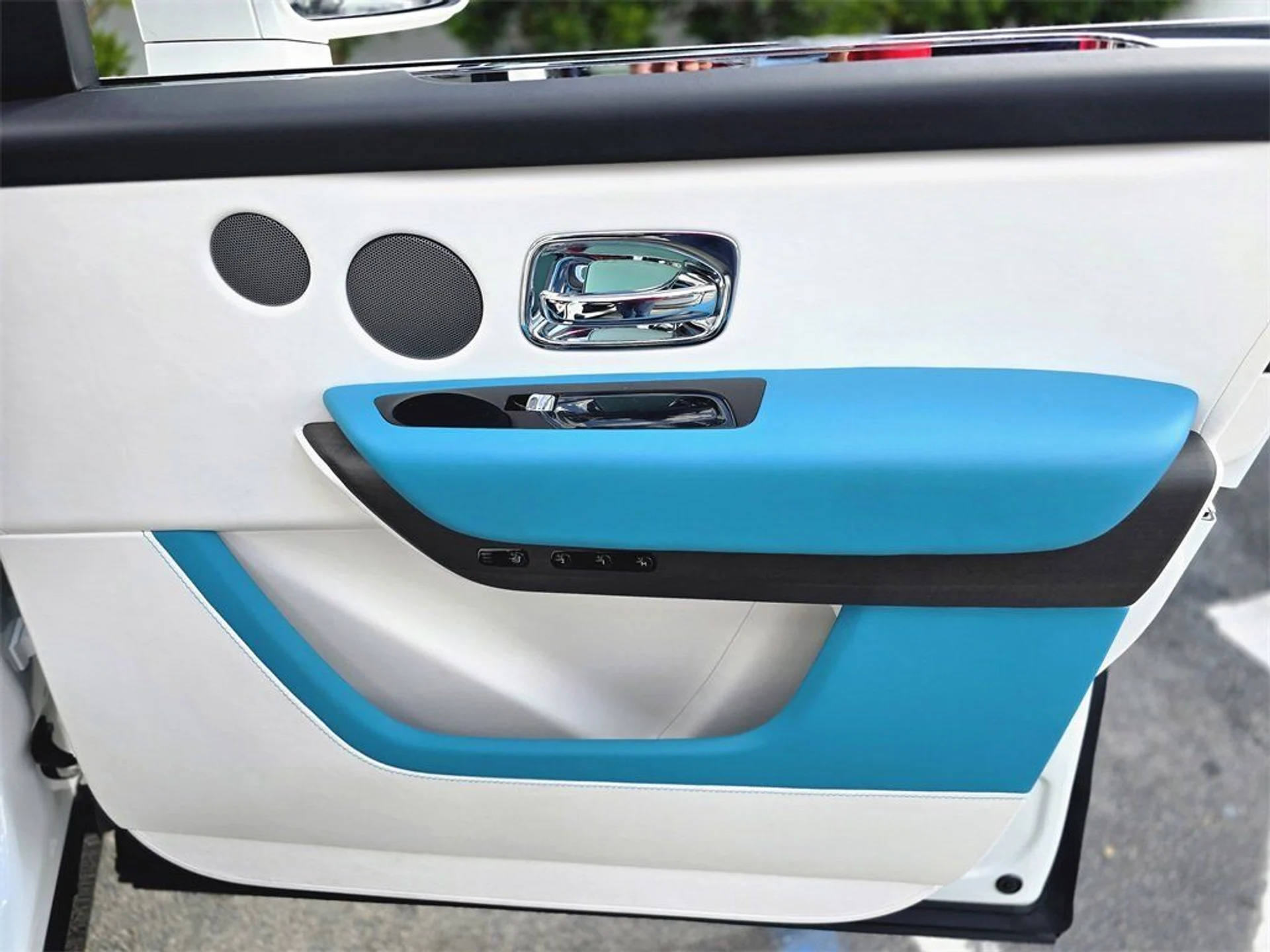 mph019_2267719341_6fb42cf2dc2fa5b1a34e73f65adeaa01_cd035f8650