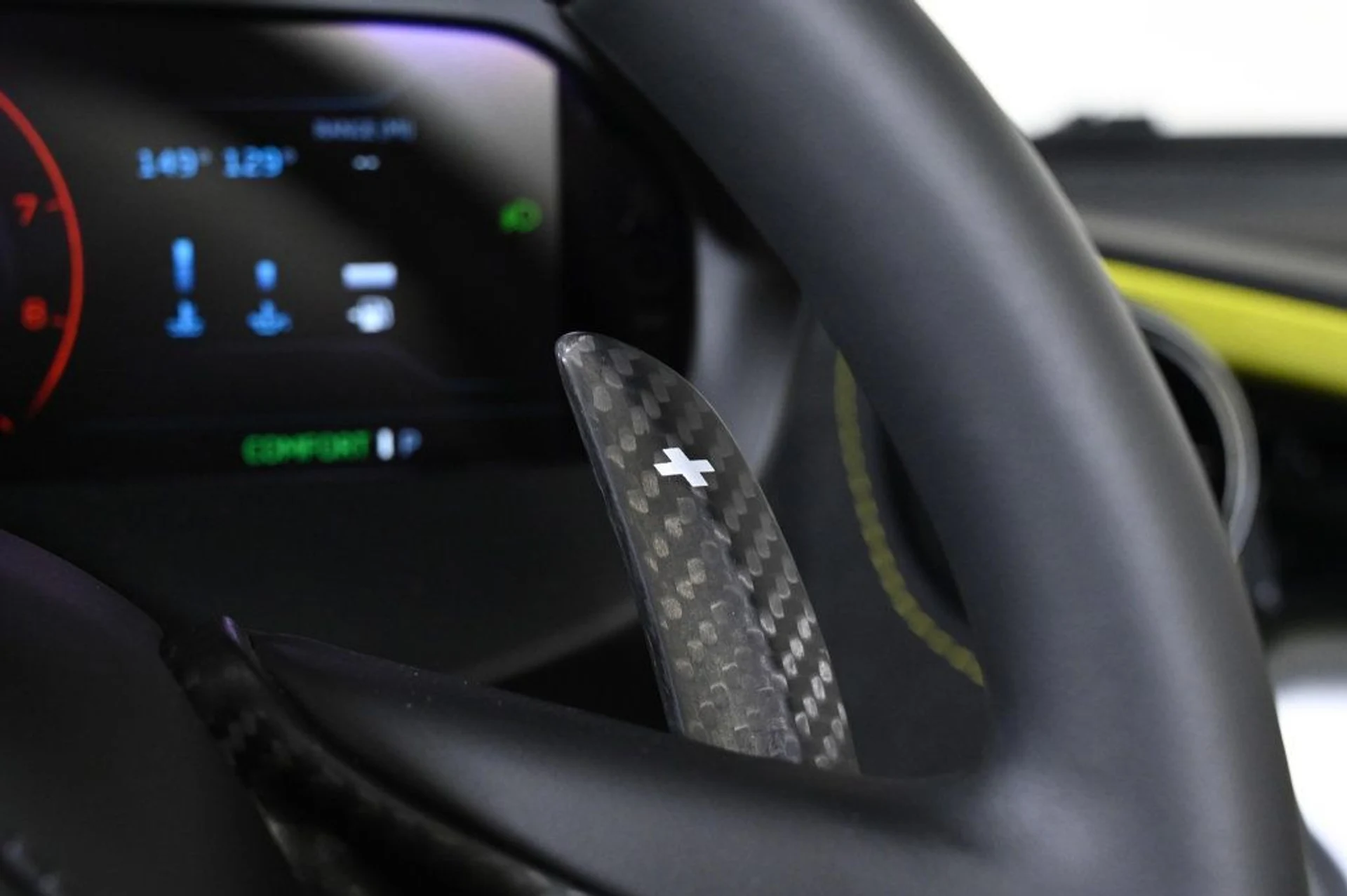 mph019_2272957478_used_2025_mclaren_750s_spider_11350_22950196_19_1024_767d810580