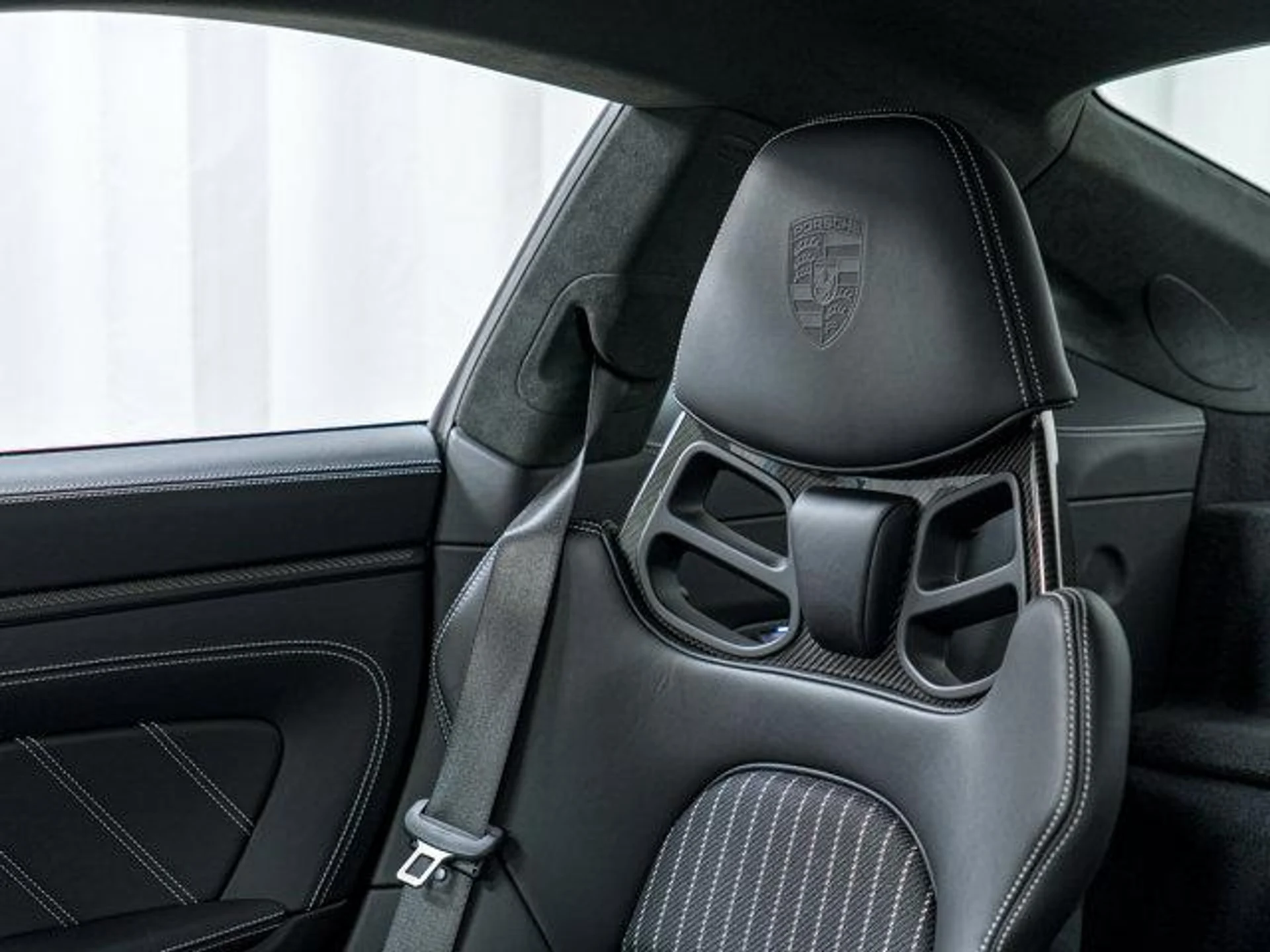 mph019_2275148219_D_Zwl_V_Eyh_Lbc_J3t9_FMC_s_X_Yo_M_Yls_933b82a57b