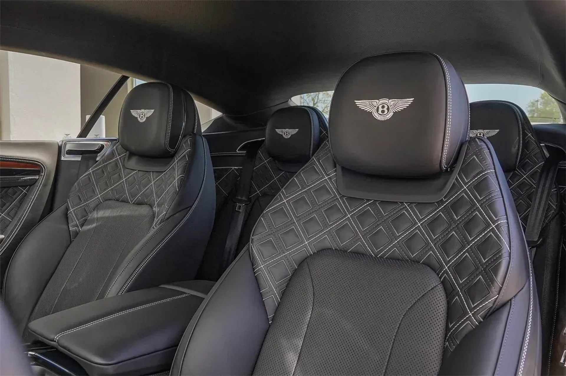 mph019_2279374765_a93d7e9cb5294496b255a67a325b4230_e4f2bb8e89